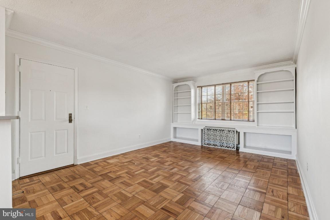 1620 W ABINGDON DR W #301, ALEXANDRIA, Virginia 22314, 1 Bedroom Bedrooms, ,1 BathroomBathrooms,Residential,For sale,1620 W ABINGDON DR W #301,VAAX2051112 MLS # VAAX2051112