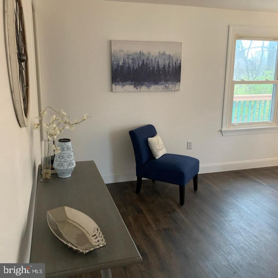 572 BIFROST WAY, LINDEN, Virginia 22642, 3 Bedrooms Bedrooms, ,1 BathroomBathrooms,Residential,For sale,572 BIFROST WAY,VAWR2012718 MLS # VAWR2012718