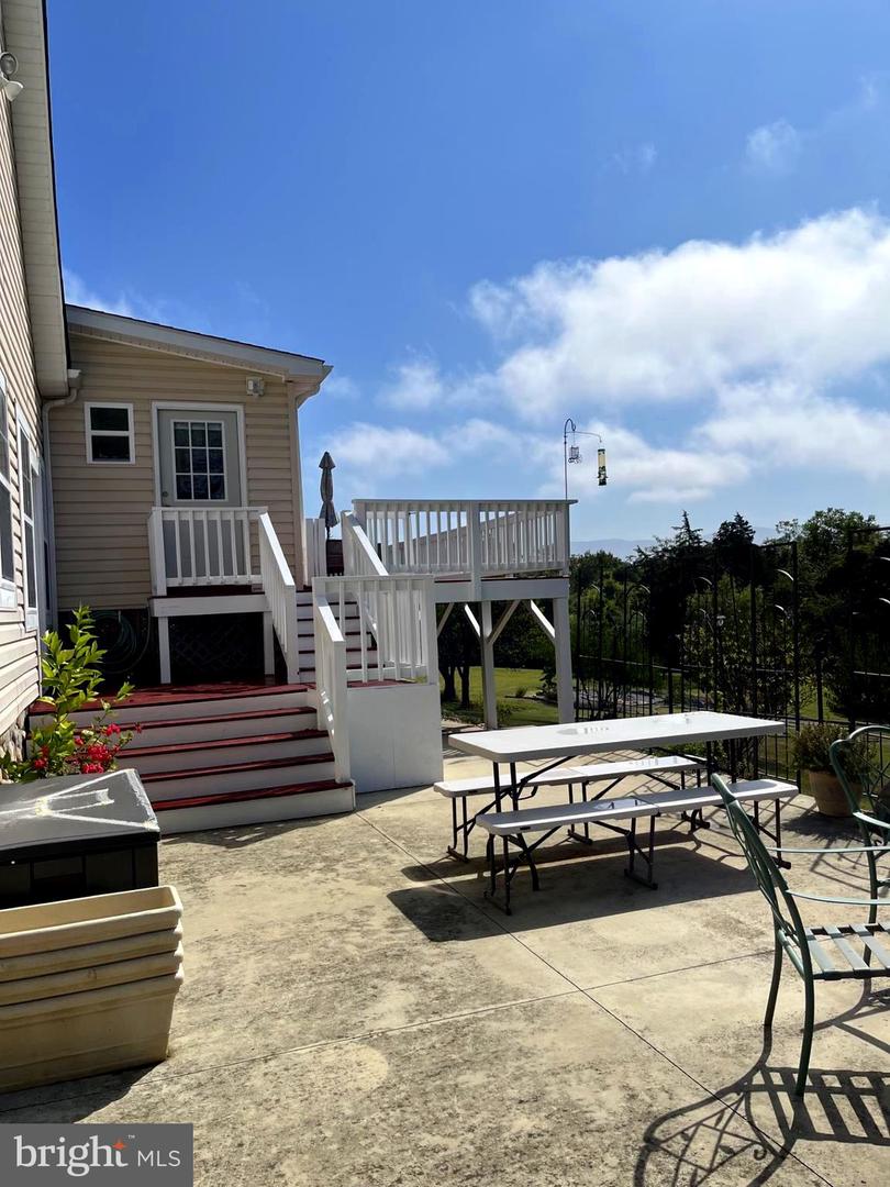 1050 ALMOND DR, LURAY, Virginia 22835, 5 Bedrooms Bedrooms, ,4 BathroomsBathrooms,Residential,For sale,1050 ALMOND DR,VAPA2005574 MLS # VAPA2005574 1050 ALMOND DR, LURAY, Virginia 22835, 5 Bedrooms Bedrooms, ,4 BathroomsBathrooms,Residential,For sale,1050 ALMOND DR,VAPA2005574 MLS # VAPA2005574