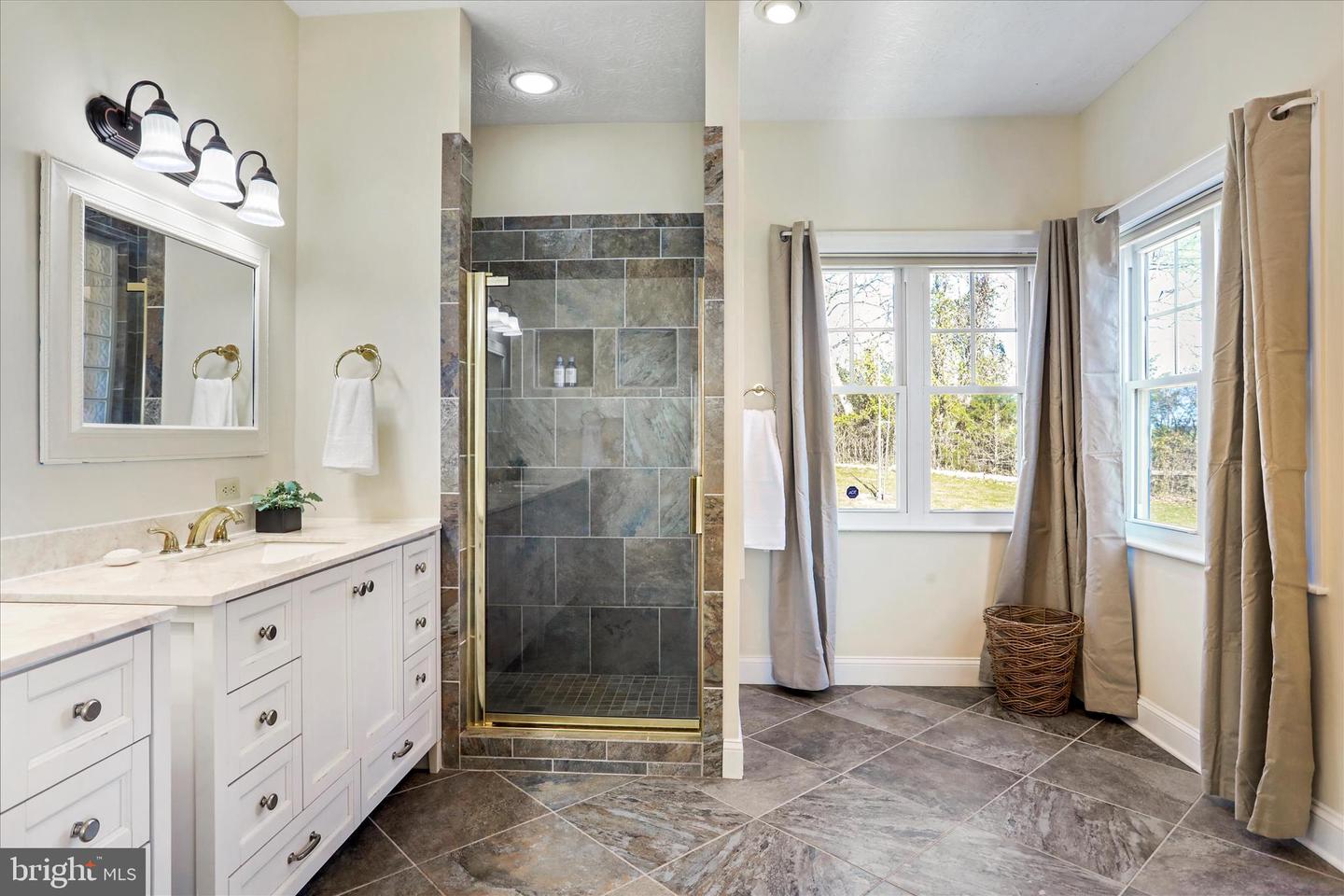 1050 ALMOND DR, LURAY, Virginia 22835, 5 Bedrooms Bedrooms, ,4 BathroomsBathrooms,Residential,For sale,1050 ALMOND DR,VAPA2005574 MLS # VAPA2005574 1050 ALMOND DR, LURAY, Virginia 22835, 5 Bedrooms Bedrooms, ,4 BathroomsBathrooms,Residential,For sale,1050 ALMOND DR,VAPA2005574 MLS # VAPA2005574