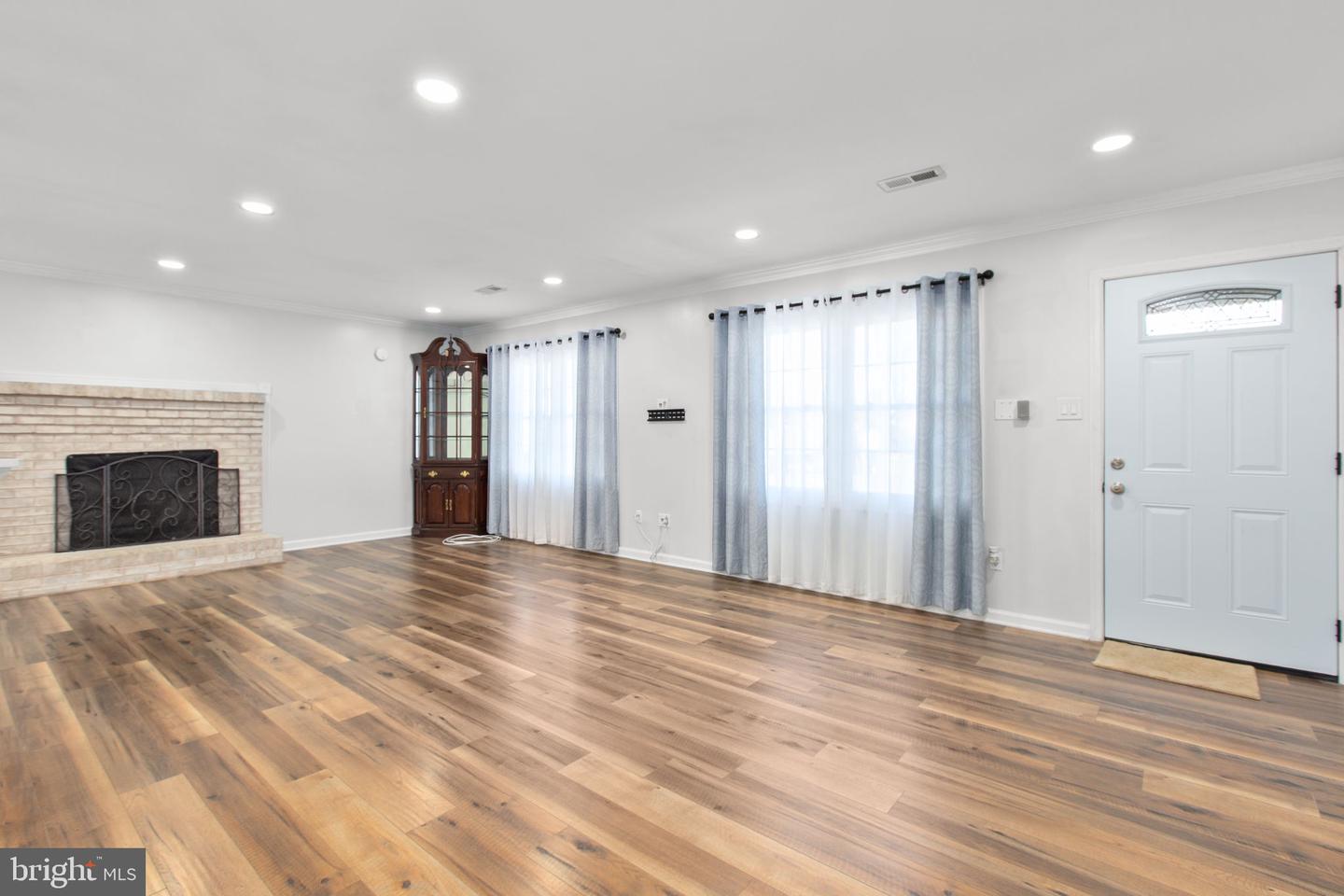 11210 OLD LEAVELLS RD, FREDERICKSBURG, Virginia 22407, 3 Bedrooms Bedrooms, ,1 BathroomBathrooms,Residential,For sale,11210 OLD LEAVELLS RD,VASP2037518 MLS # VASP2037518