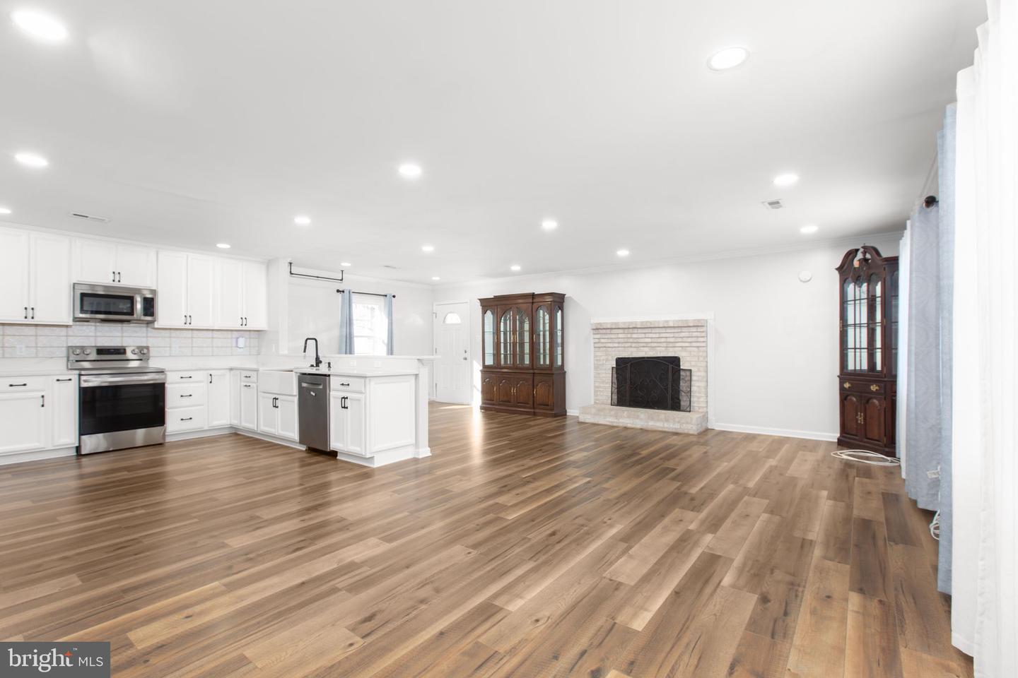 11210 OLD LEAVELLS RD, FREDERICKSBURG, Virginia 22407, 3 Bedrooms Bedrooms, ,1 BathroomBathrooms,Residential,For sale,11210 OLD LEAVELLS RD,VASP2037518 MLS # VASP2037518