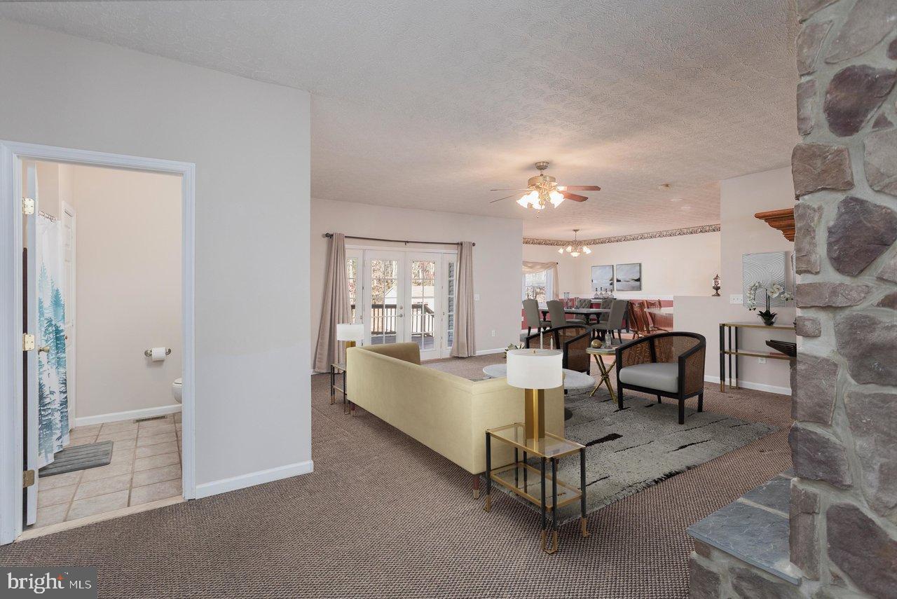 987 RIVERSIDE DR, LURAY, Virginia 22835, 3 Bedrooms Bedrooms, ,2 BathroomsBathrooms,Residential,For sale,987 RIVERSIDE DR,VAPA2005586 MLS # VAPA2005586