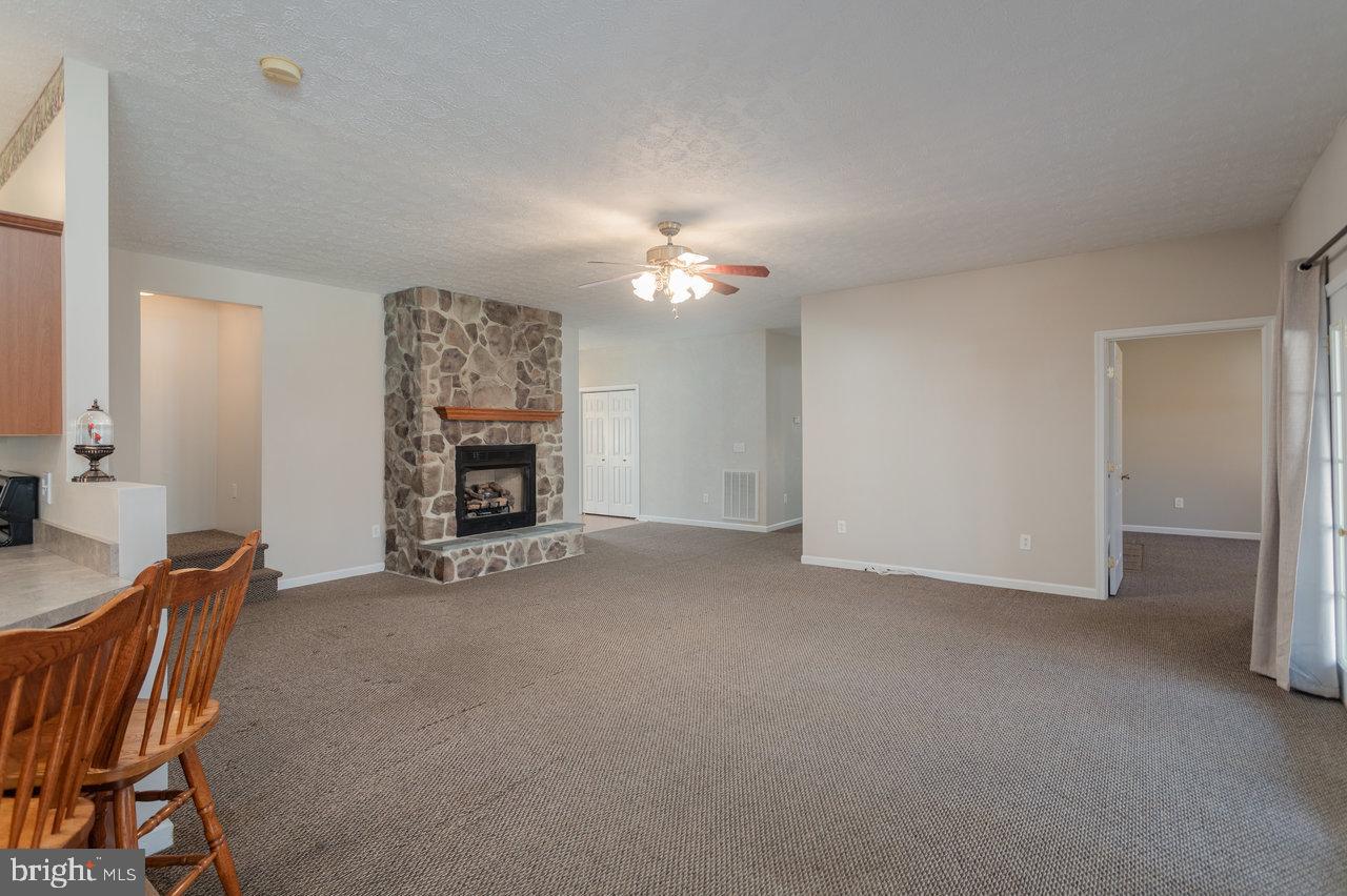 987 RIVERSIDE DR, LURAY, Virginia 22835, 3 Bedrooms Bedrooms, ,2 BathroomsBathrooms,Residential,For sale,987 RIVERSIDE DR,VAPA2005586 MLS # VAPA2005586