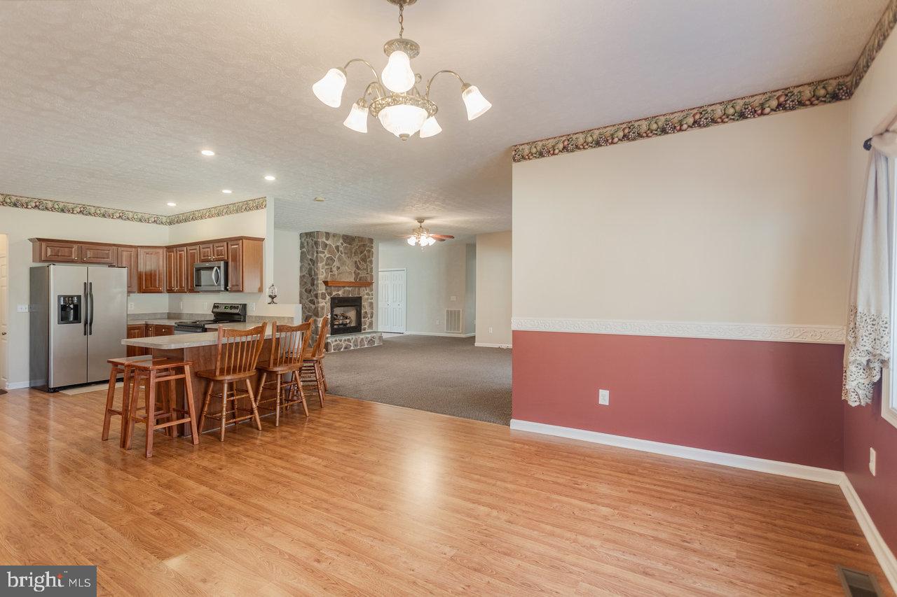 987 RIVERSIDE DR, LURAY, Virginia 22835, 3 Bedrooms Bedrooms, ,2 BathroomsBathrooms,Residential,For sale,987 RIVERSIDE DR,VAPA2005586 MLS # VAPA2005586