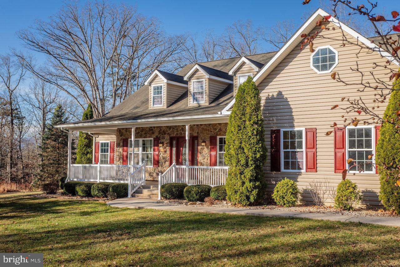 987 RIVERSIDE DR, LURAY, Virginia 22835, 3 Bedrooms Bedrooms, ,2 BathroomsBathrooms,Residential,For sale,987 RIVERSIDE DR,VAPA2005586 MLS # VAPA2005586