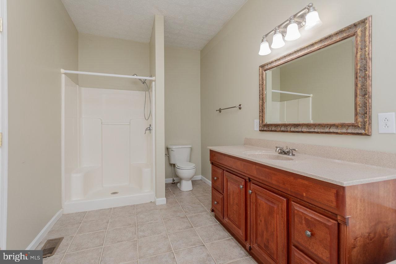 987 RIVERSIDE DR, LURAY, Virginia 22835, 3 Bedrooms Bedrooms, ,2 BathroomsBathrooms,Residential,For sale,987 RIVERSIDE DR,VAPA2005586 MLS # VAPA2005586