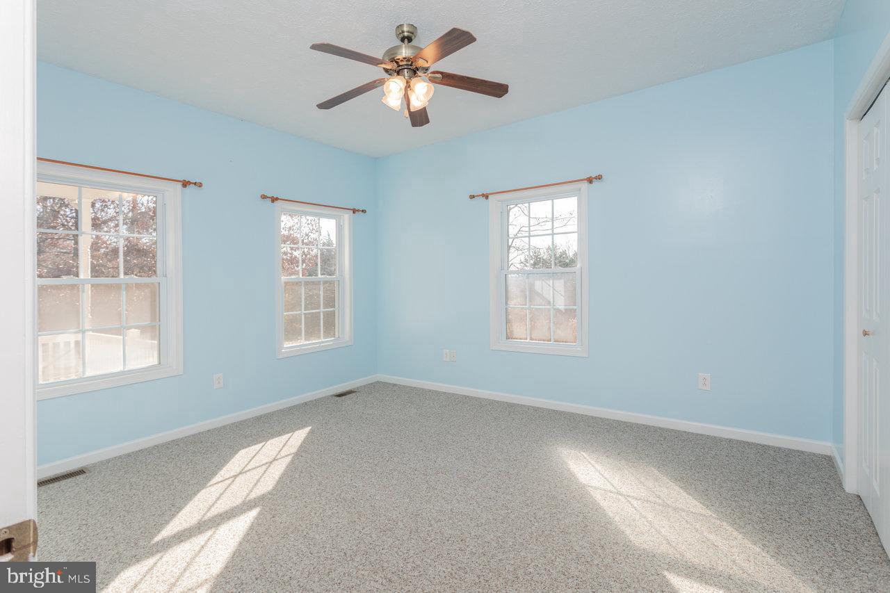 987 RIVERSIDE DR, LURAY, Virginia 22835, 3 Bedrooms Bedrooms, ,2 BathroomsBathrooms,Residential,For sale,987 RIVERSIDE DR,VAPA2005586 MLS # VAPA2005586