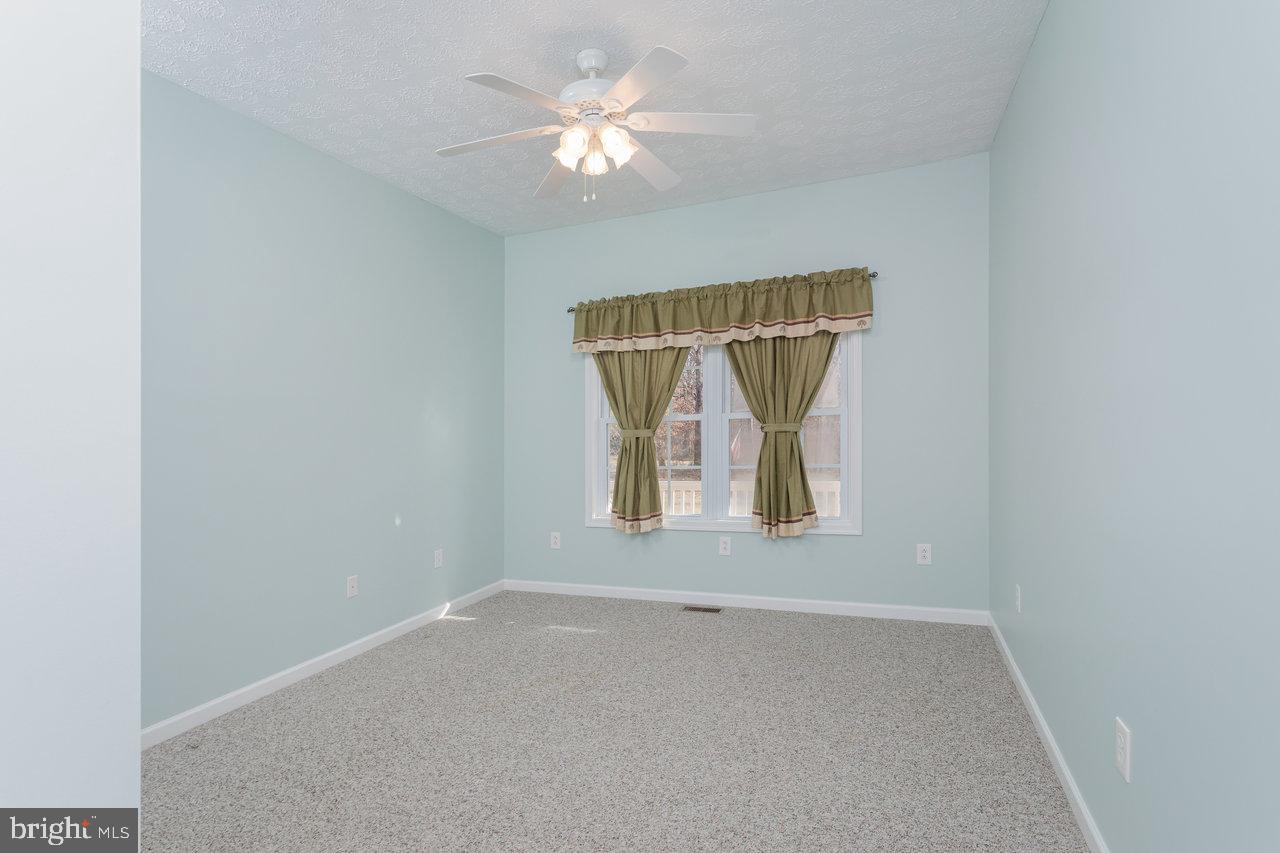 987 RIVERSIDE DR, LURAY, Virginia 22835, 3 Bedrooms Bedrooms, ,2 BathroomsBathrooms,Residential,For sale,987 RIVERSIDE DR,VAPA2005586 MLS # VAPA2005586