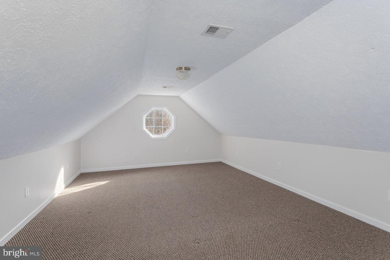 987 RIVERSIDE DR, LURAY, Virginia 22835, 3 Bedrooms Bedrooms, ,2 BathroomsBathrooms,Residential,For sale,987 RIVERSIDE DR,VAPA2005586 MLS # VAPA2005586