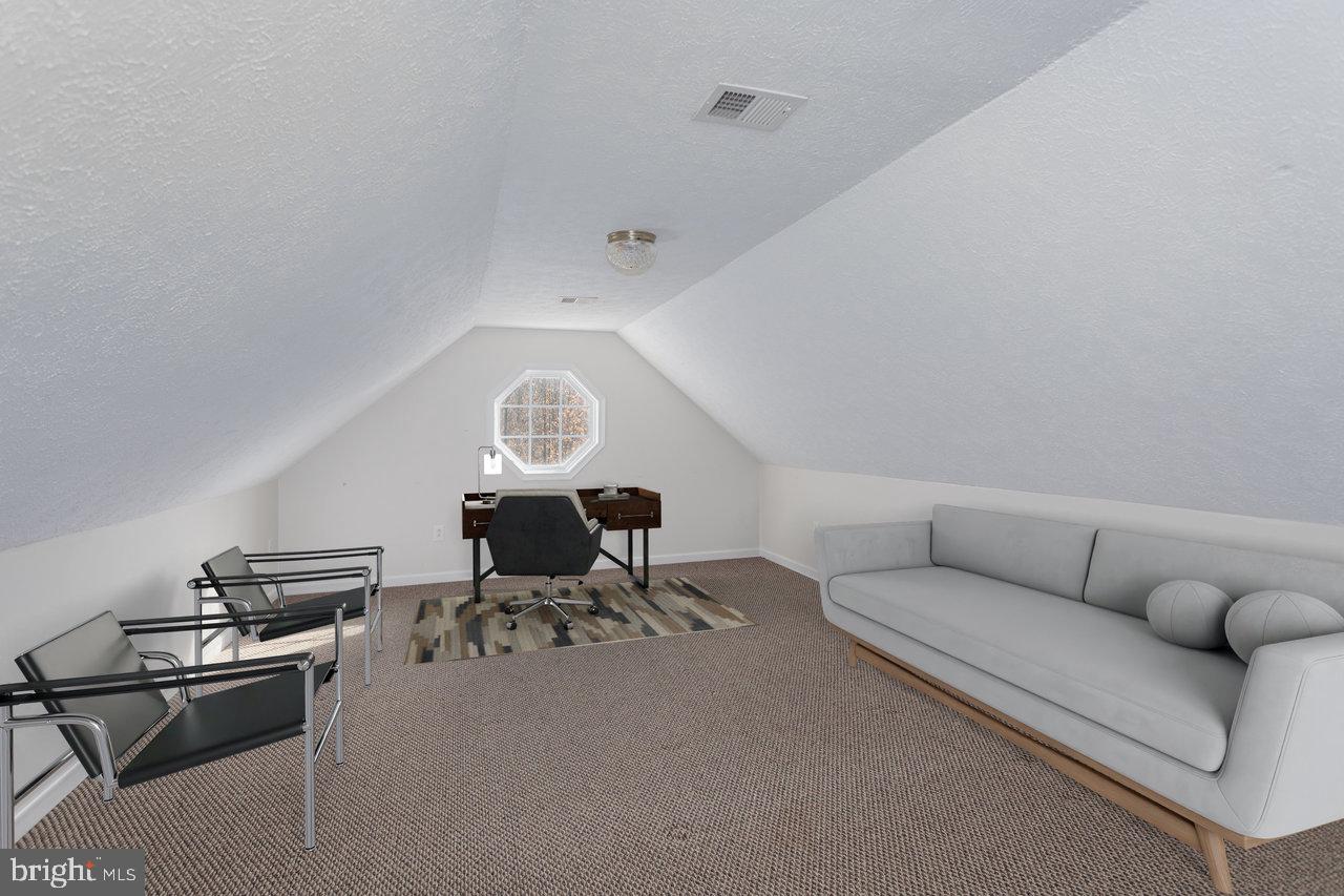 987 RIVERSIDE DR, LURAY, Virginia 22835, 3 Bedrooms Bedrooms, ,2 BathroomsBathrooms,Residential,For sale,987 RIVERSIDE DR,VAPA2005586 MLS # VAPA2005586