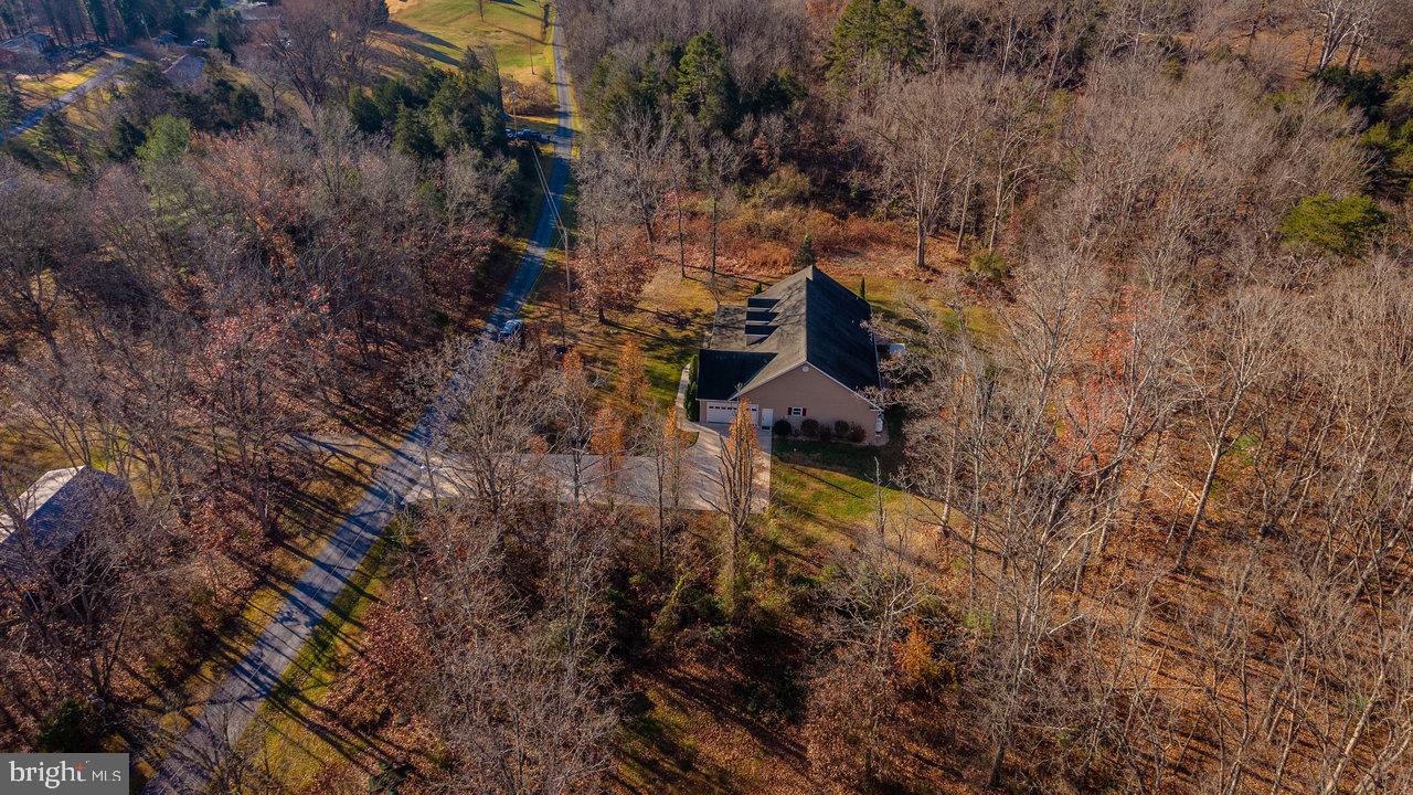 987 RIVERSIDE DR, LURAY, Virginia 22835, 3 Bedrooms Bedrooms, ,2 BathroomsBathrooms,Residential,For sale,987 RIVERSIDE DR,VAPA2005586 MLS # VAPA2005586