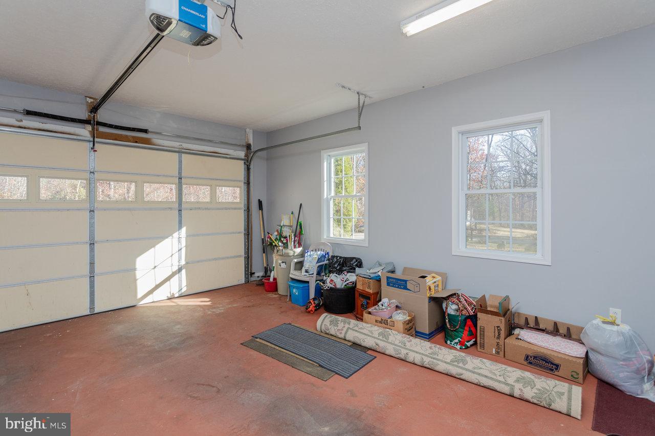 987 RIVERSIDE DR, LURAY, Virginia 22835, 3 Bedrooms Bedrooms, ,2 BathroomsBathrooms,Residential,For sale,987 RIVERSIDE DR,VAPA2005586 MLS # VAPA2005586