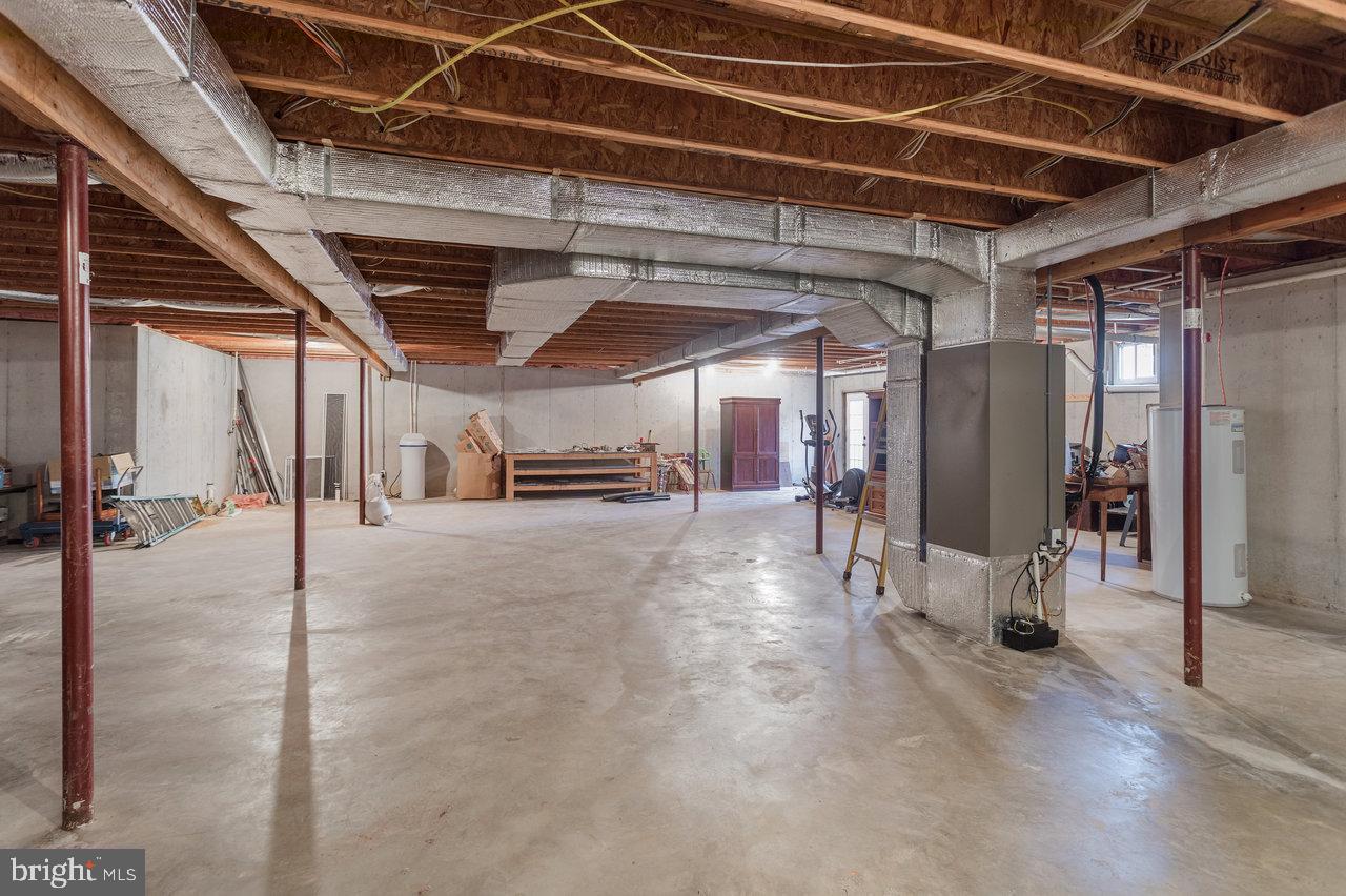 987 RIVERSIDE DR, LURAY, Virginia 22835, 3 Bedrooms Bedrooms, ,2 BathroomsBathrooms,Residential,For sale,987 RIVERSIDE DR,VAPA2005586 MLS # VAPA2005586