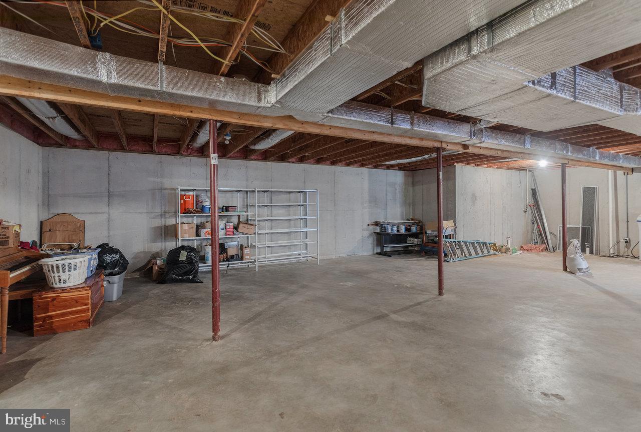 987 RIVERSIDE DR, LURAY, Virginia 22835, 3 Bedrooms Bedrooms, ,2 BathroomsBathrooms,Residential,For sale,987 RIVERSIDE DR,VAPA2005586 MLS # VAPA2005586