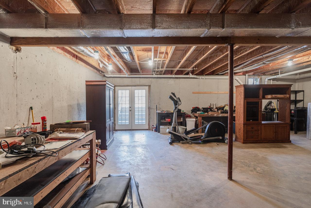 987 RIVERSIDE DR, LURAY, Virginia 22835, 3 Bedrooms Bedrooms, ,2 BathroomsBathrooms,Residential,For sale,987 RIVERSIDE DR,VAPA2005586 MLS # VAPA2005586