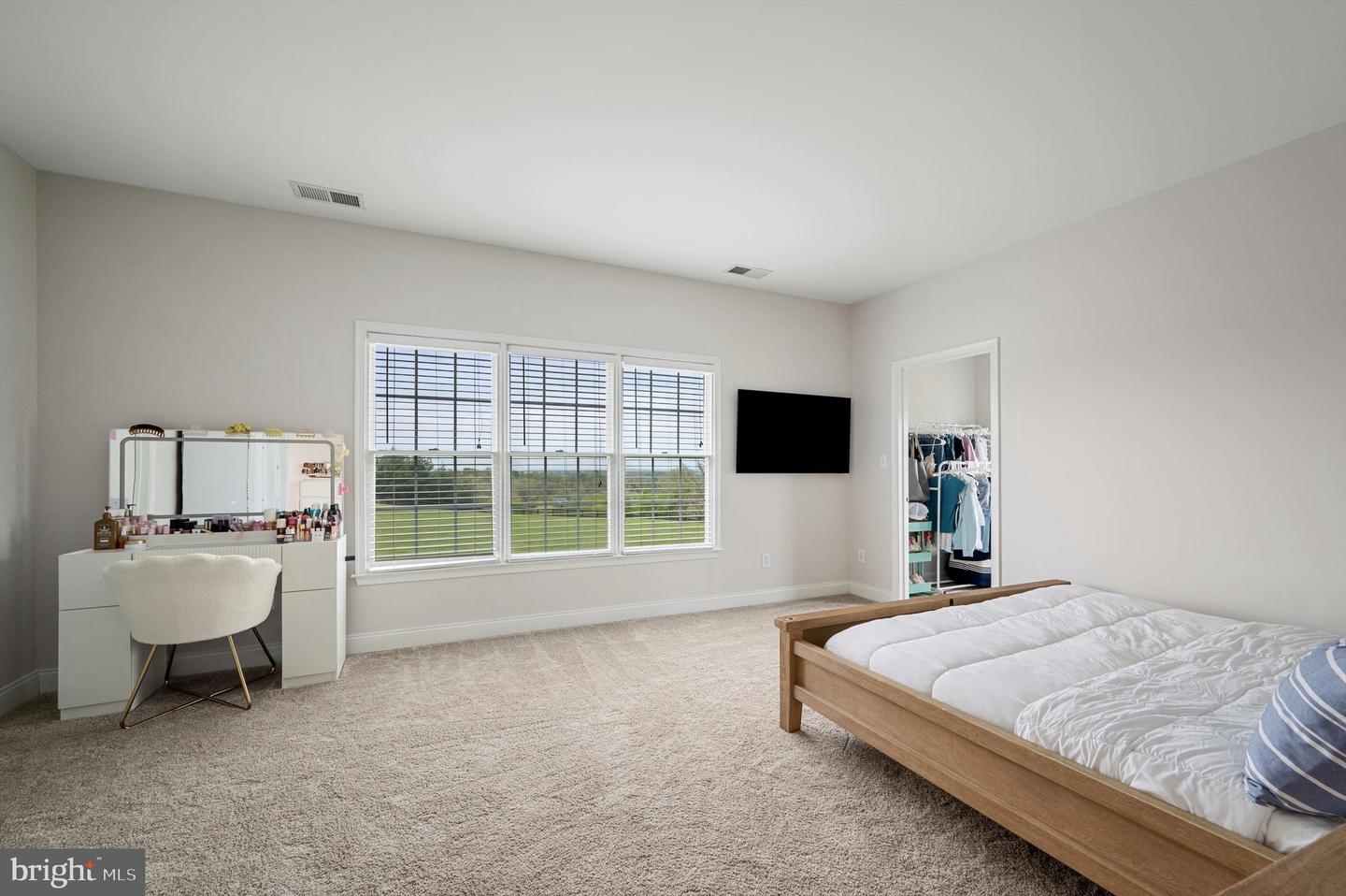 15097 BARLOW DR, WATERFORD, Virginia 20197, 5 Bedrooms Bedrooms, ,5 BathroomsBathrooms,Residential,For sale,15097 BARLOW DR,VALO2111134 MLS # VALO2111134