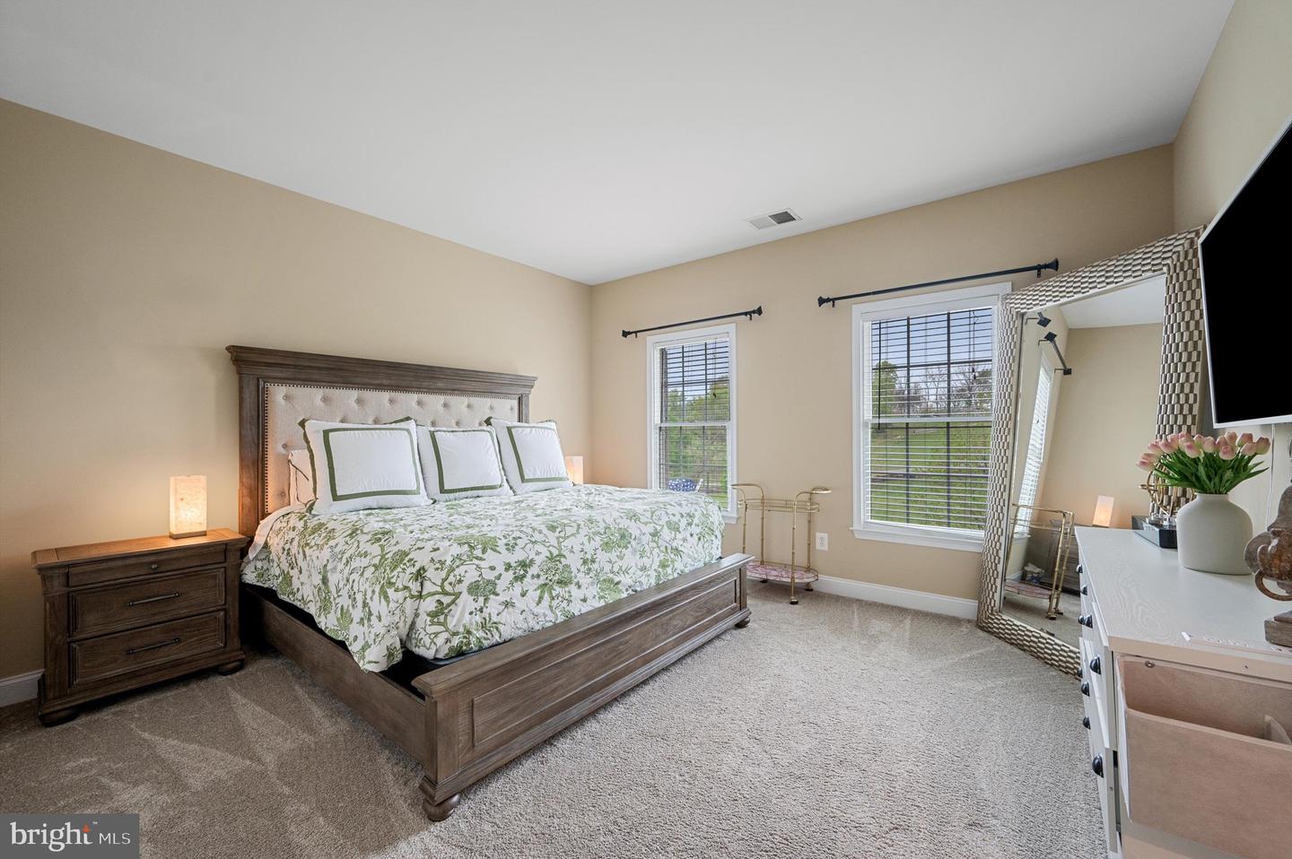 15097 BARLOW DR, WATERFORD, Virginia 20197, 5 Bedrooms Bedrooms, ,5 BathroomsBathrooms,Residential,For sale,15097 BARLOW DR,VALO2111134 MLS # VALO2111134