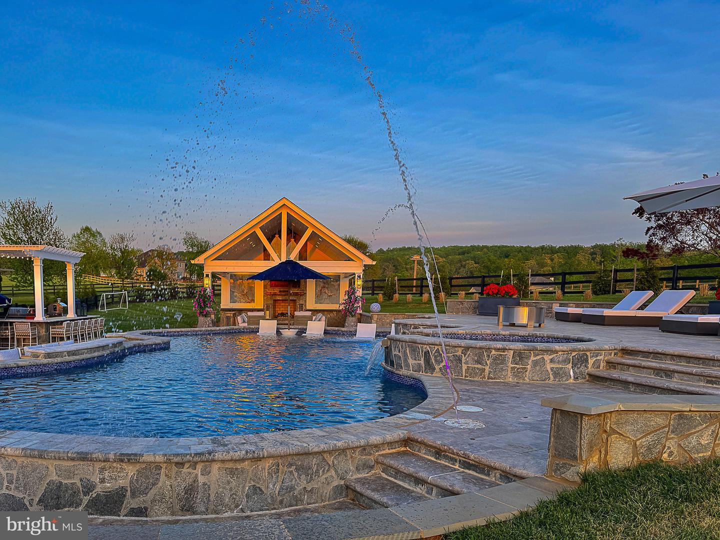 15097 BARLOW DR, WATERFORD, Virginia 20197, 5 Bedrooms Bedrooms, ,5 BathroomsBathrooms,Residential,For sale,15097 BARLOW DR,VALO2111134 MLS # VALO2111134