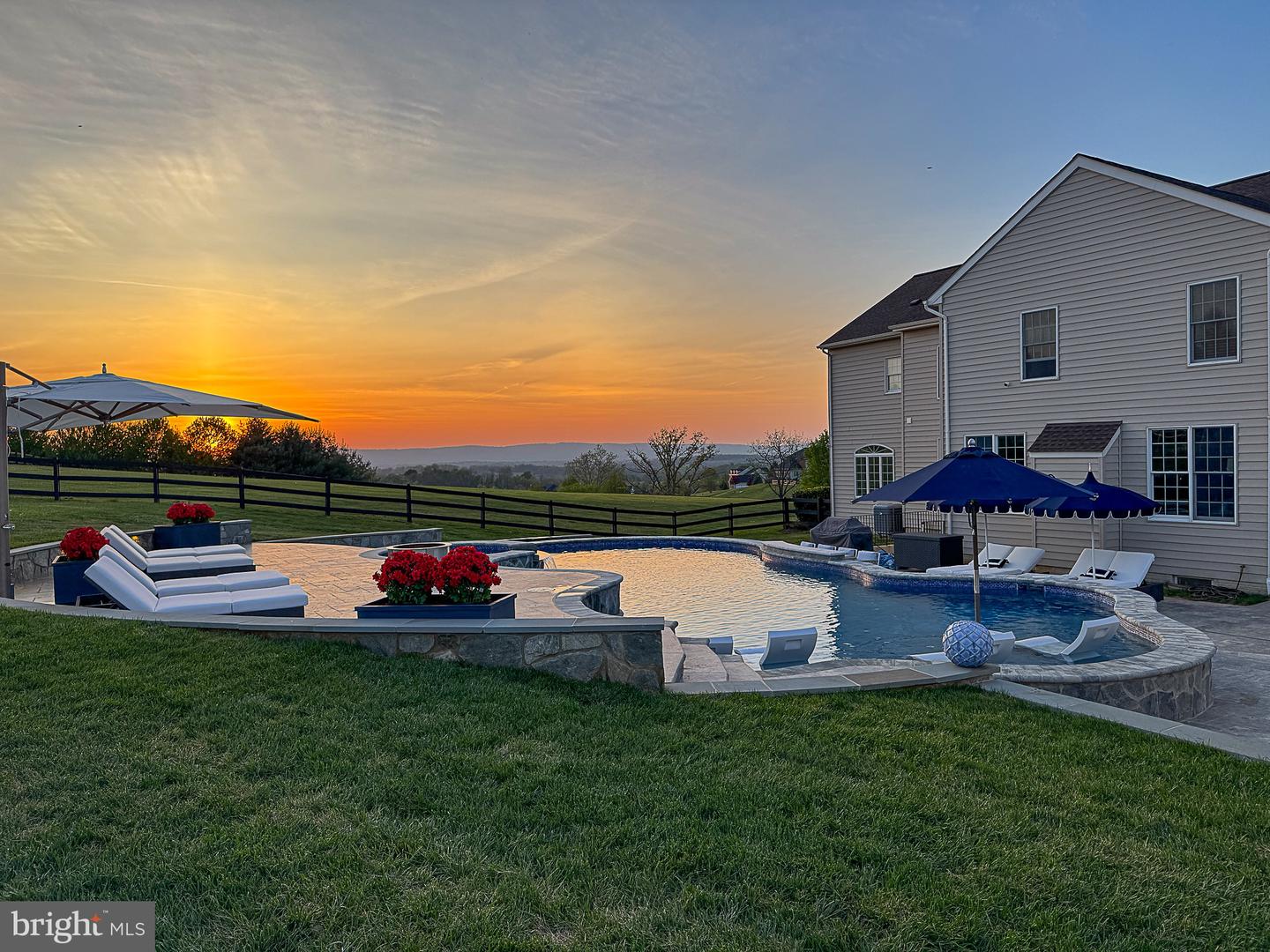 15097 BARLOW DR, WATERFORD, Virginia 20197, 5 Bedrooms Bedrooms, ,5 BathroomsBathrooms,Residential,For sale,15097 BARLOW DR,VALO2111134 MLS # VALO2111134