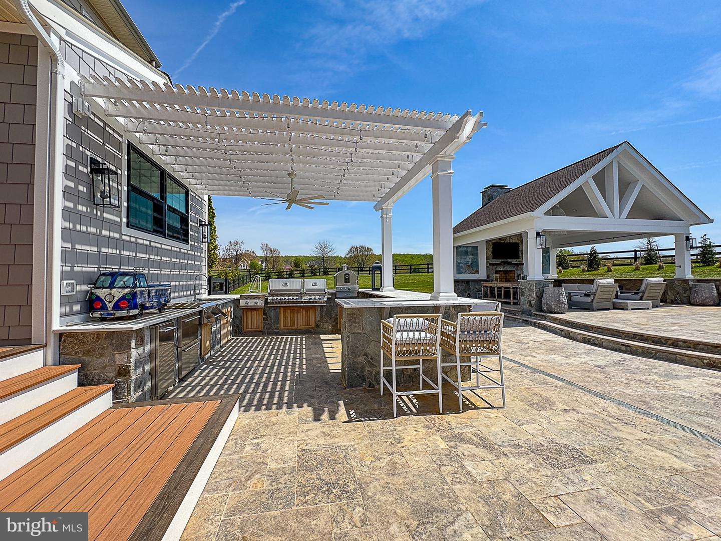 15097 BARLOW DR, WATERFORD, Virginia 20197, 5 Bedrooms Bedrooms, ,5 BathroomsBathrooms,Residential,For sale,15097 BARLOW DR,VALO2111134 MLS # VALO2111134