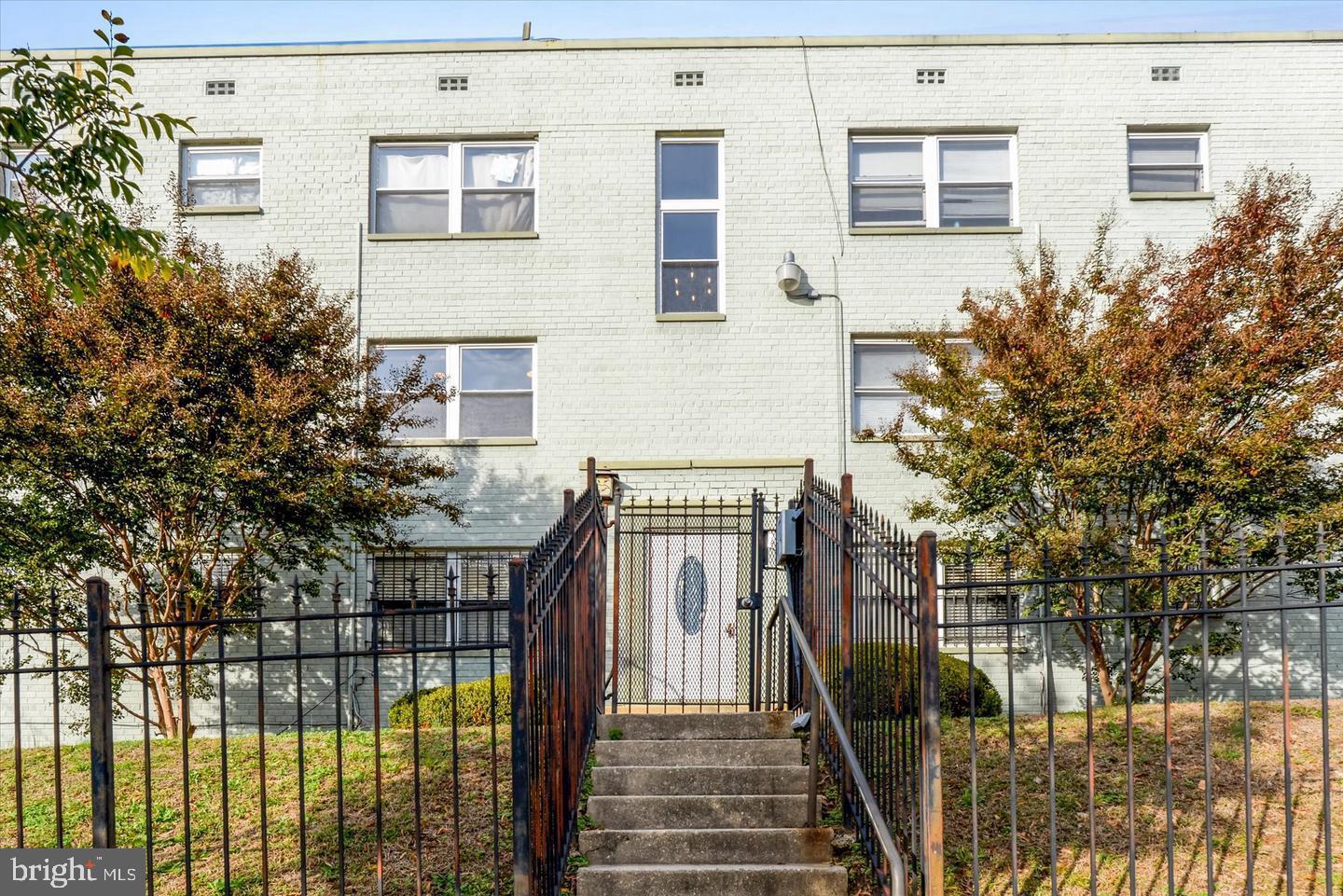 4820 C ST SE #103, WASHINGTON, District Of Columbia 20019, 1 Bedroom Bedrooms, ,1 BathroomBathrooms,Residential,For sale,4820 C ST SE #103,DCDC2231866 MLS # DCDC2231866 4820 C ST SE #103, WASHINGTON, District Of Columbia 20019, 1 Bedroom Bedrooms, ,1 BathroomBathrooms,Residential,For sale,4820 C ST SE #103,DCDC2231866 MLS # DCDC2231866