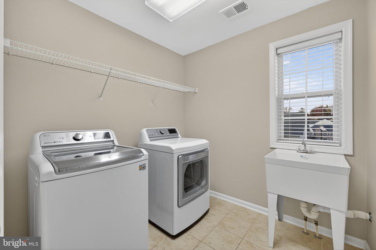 2708 CASSIDY CT, WINCHESTER, Virginia 22601, 5 Bedrooms Bedrooms, ,3 BathroomsBathrooms,Residential,For sale,2708 CASSIDY CT,VAWI2009484 MLS # VAWI2009484