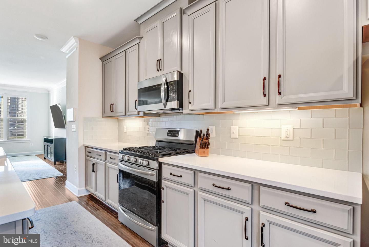 6117 CAMERONS FERRY DR, HAYMARKET, Virginia 20169, 4 Bedrooms Bedrooms, ,3 BathroomsBathrooms,Residential,For sale,6117 CAMERONS FERRY DR,VAPW2107860 MLS # VAPW2107860