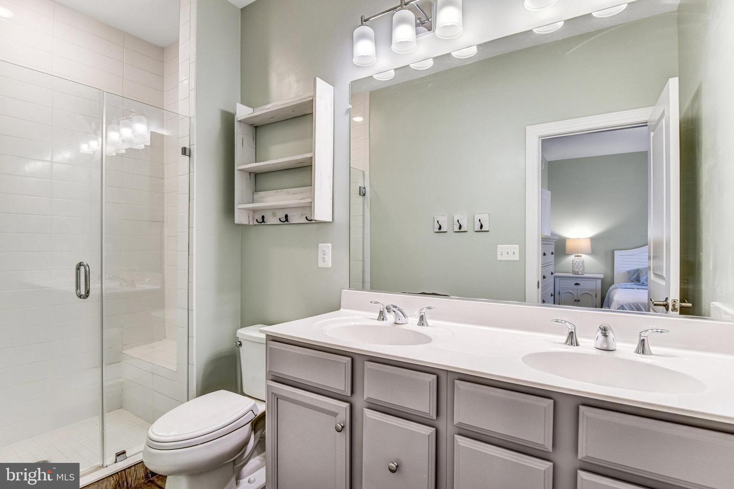 6117 CAMERONS FERRY DR, HAYMARKET, Virginia 20169, 4 Bedrooms Bedrooms, ,3 BathroomsBathrooms,Residential,For sale,6117 CAMERONS FERRY DR,VAPW2107860 MLS # VAPW2107860