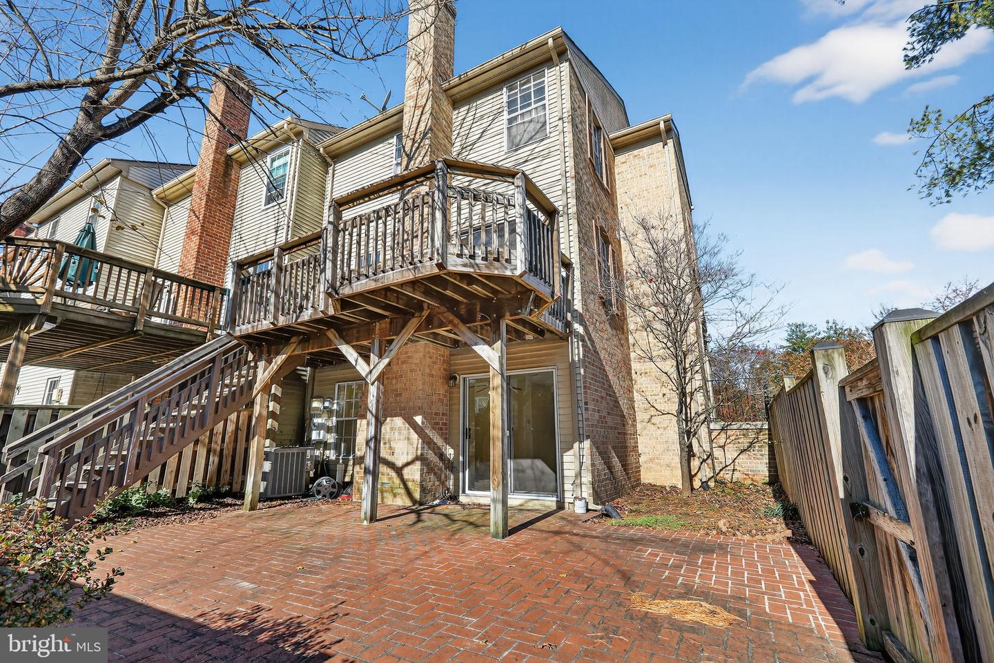 7701 SOLOMON SEAL DR, SPRINGFIELD, Virginia 22152, 3 Bedrooms Bedrooms, ,3 BathroomsBathrooms,Residential,For sale,7701 SOLOMON SEAL DR,VAFX2279706 MLS # VAFX2279706