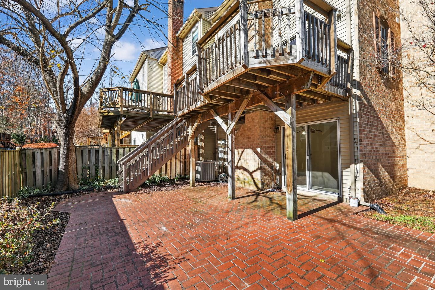 7701 SOLOMON SEAL DR, SPRINGFIELD, Virginia 22152, 3 Bedrooms Bedrooms, ,3 BathroomsBathrooms,Residential,For sale,7701 SOLOMON SEAL DR,VAFX2279706 MLS # VAFX2279706