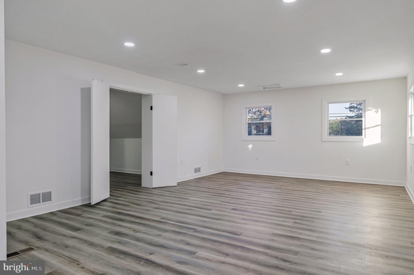 4816 EDWARDS ST, ALEXANDRIA, Virginia 22312, 6 Bedrooms Bedrooms, 10 Rooms Rooms,4 BathroomsBathrooms,Residential,For sale,4816 EDWARDS ST,VAFX2279728 MLS # VAFX2279728 4816 EDWARDS ST, ALEXANDRIA, Virginia 22312, 6 Bedrooms Bedrooms, 10 Rooms Rooms,4 BathroomsBathrooms,Residential,For sale,4816 EDWARDS ST,VAFX2279728 MLS # VAFX2279728