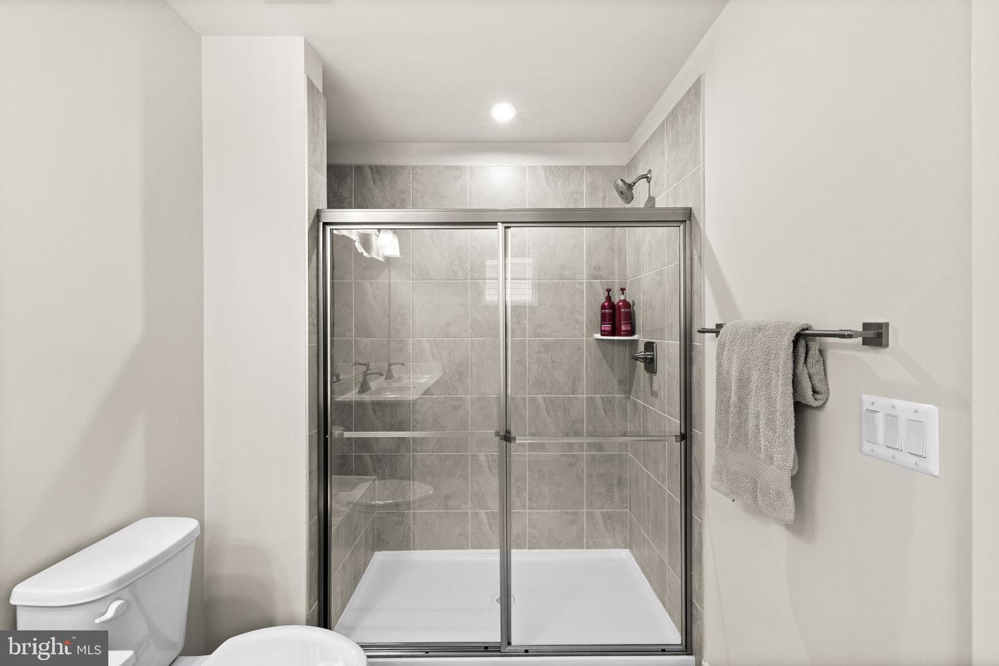 7011 HASKELL CT, FREDERICKSBURG, Virginia 22407, 4 Bedrooms Bedrooms, ,3 BathroomsBathrooms,Residential,For sale,7011 HASKELL CT,VASP2037696 MLS # VASP2037696