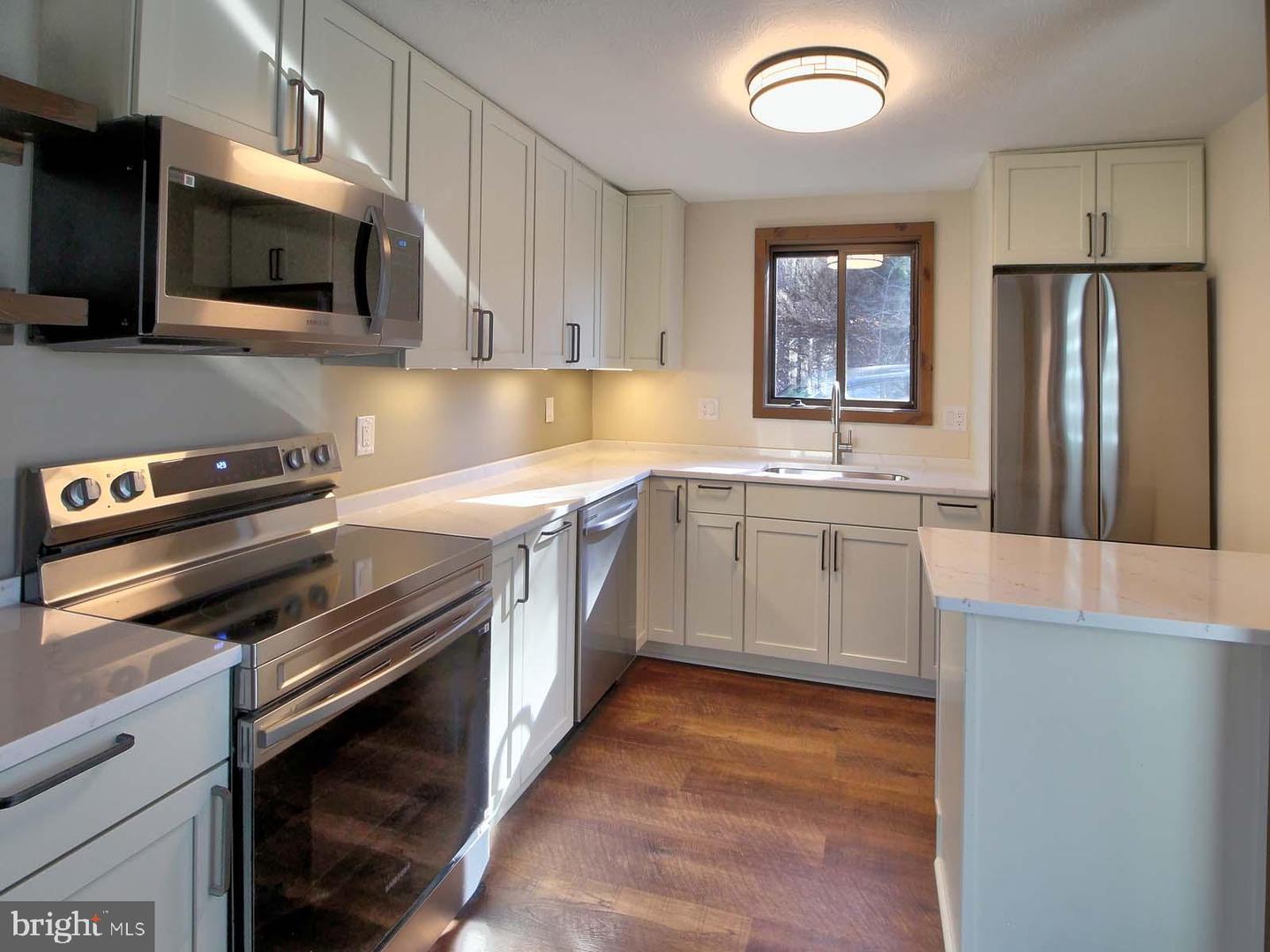 63 FAIRWAY DR, BASYE, Virginia 22810, 4 Bedrooms Bedrooms, ,3 BathroomsBathrooms,Residential,For sale,63 FAIRWAY DR,VASH2013046 MLS # VASH2013046