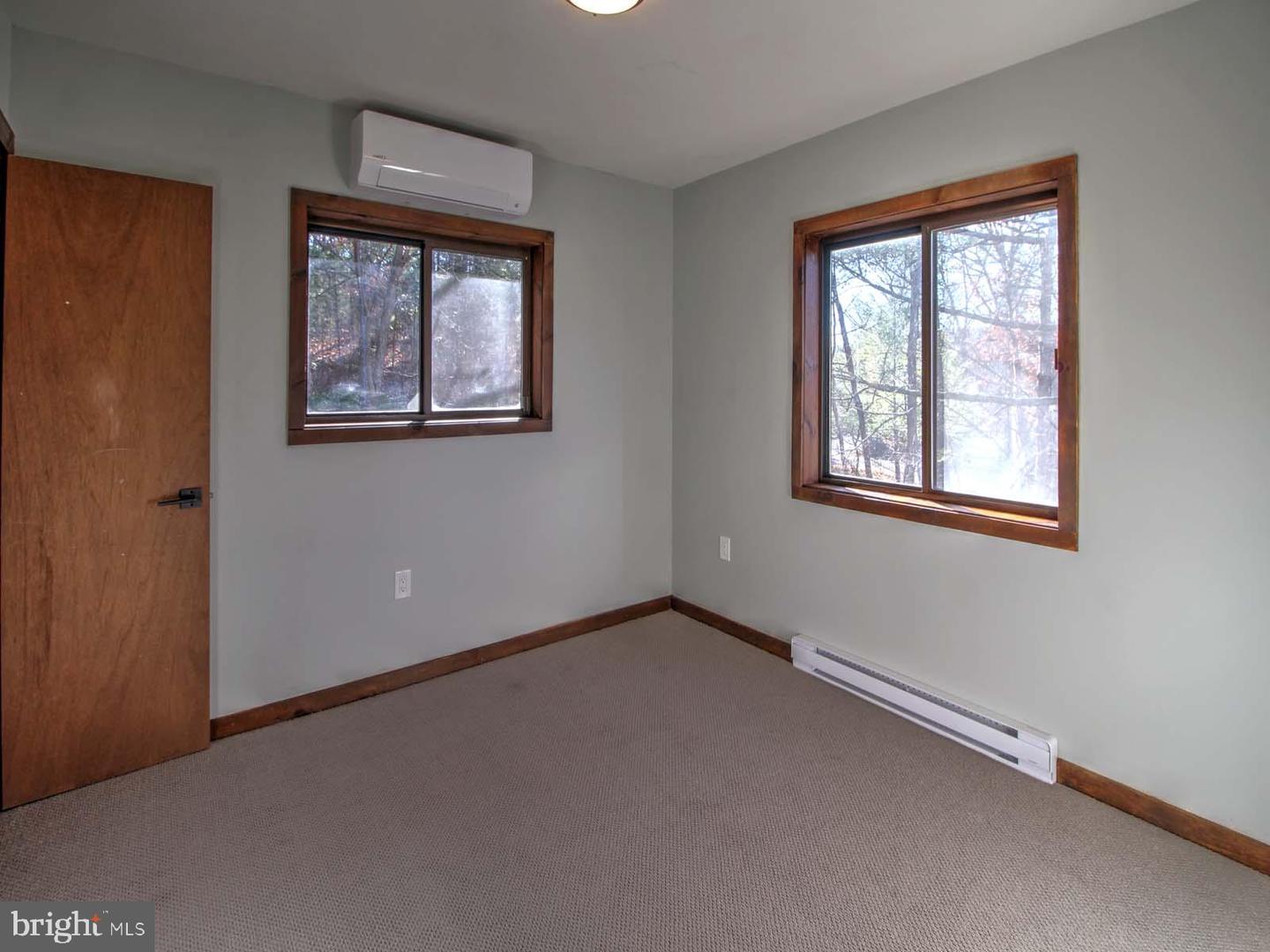 63 FAIRWAY DR, BASYE, Virginia 22810, 4 Bedrooms Bedrooms, ,3 BathroomsBathrooms,Residential,For sale,63 FAIRWAY DR,VASH2013046 MLS # VASH2013046