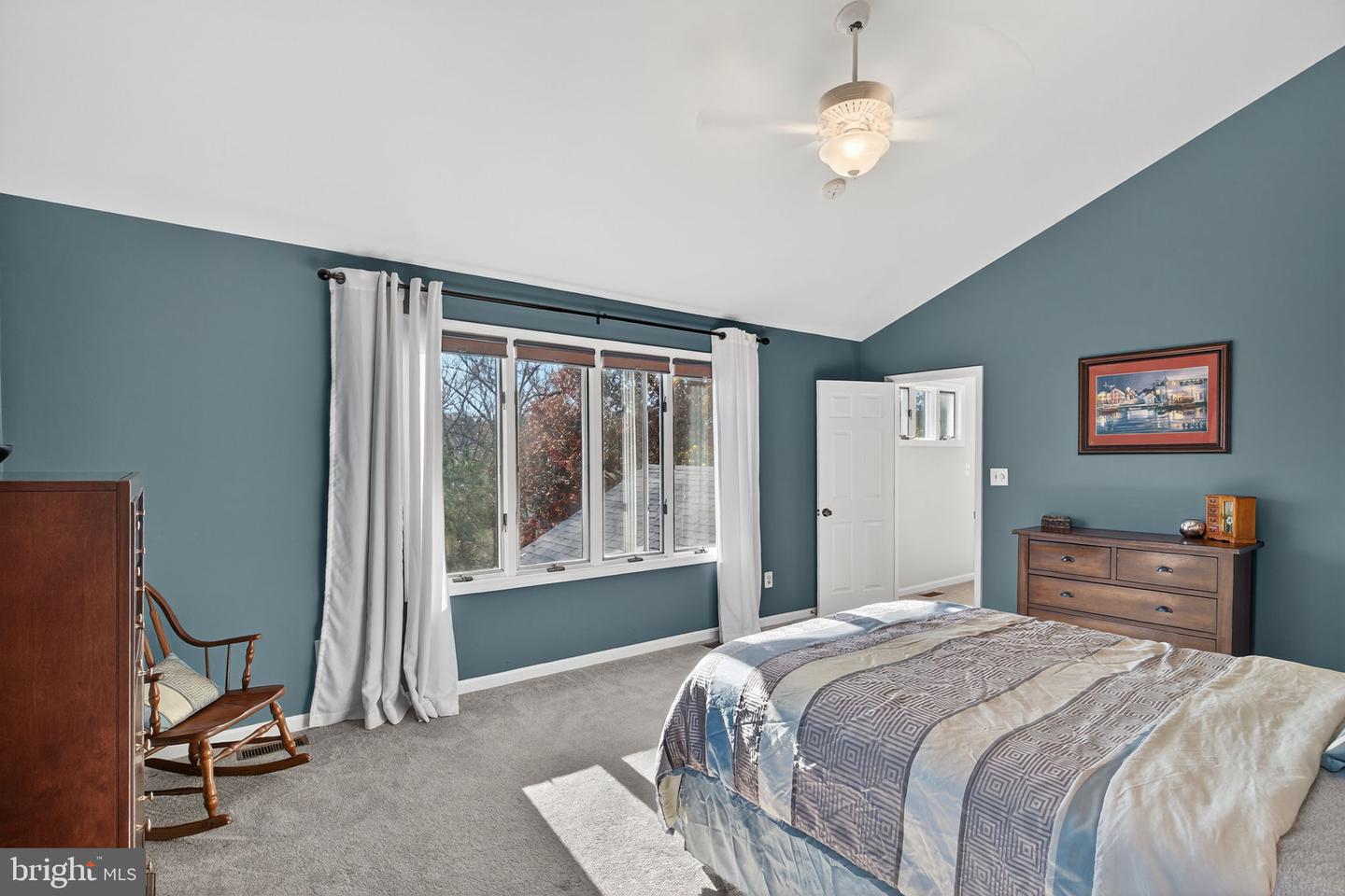 6282 15TH RD N, ARLINGTON, Virginia 22205, 6 Bedrooms Bedrooms, ,3 BathroomsBathrooms,Residential,For sale,6282 15TH RD N,VAAR2066290 MLS # VAAR2066290