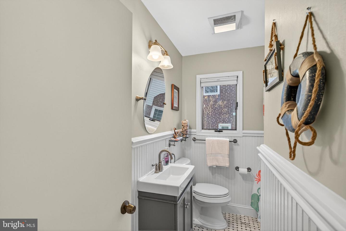 6282 15TH RD N, ARLINGTON, Virginia 22205, 6 Bedrooms Bedrooms, ,3 BathroomsBathrooms,Residential,For sale,6282 15TH RD N,VAAR2066290 MLS # VAAR2066290