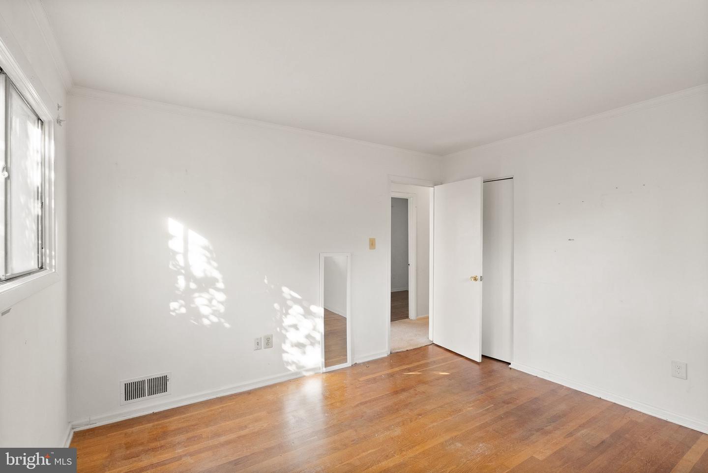 1412 PATRICK CIR SW, VIENNA, Virginia 22180, 3 Bedrooms Bedrooms, ,2 BathroomsBathrooms,Residential,For sale,1412 PATRICK CIR SW,VAFX2279998 MLS # VAFX2279998 1412 PATRICK CIR SW, VIENNA, Virginia 22180, 3 Bedrooms Bedrooms, ,2 BathroomsBathrooms,Residential,For sale,1412 PATRICK CIR SW,VAFX2279998 MLS # VAFX2279998