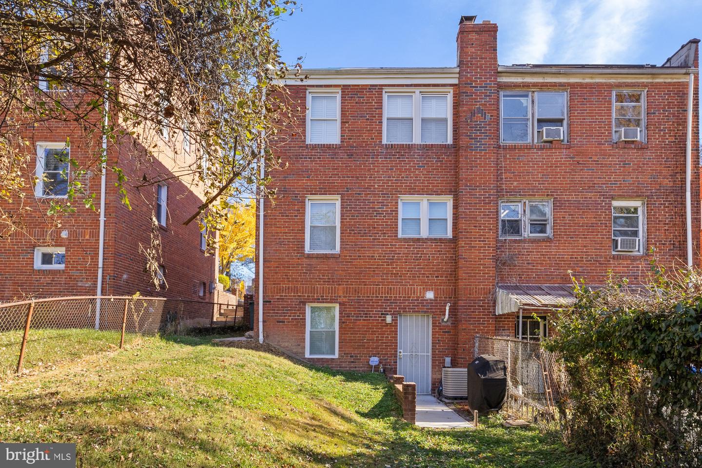 2421 18TH PL SE, WASHINGTON, District Of Columbia 20020, 4 Bedrooms Bedrooms, ,2 BathroomsBathrooms,Residential,For sale,2421 18TH PL SE,DCDC2232700 MLS # DCDC2232700 2421 18TH PL SE, WASHINGTON, District Of Columbia 20020, 4 Bedrooms Bedrooms, ,2 BathroomsBathrooms,Residential,For sale,2421 18TH PL SE,DCDC2232700 MLS # DCDC2232700