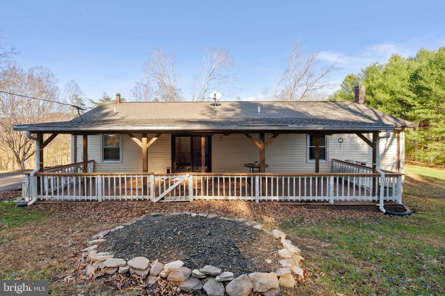 148 VIEWTOWN, AMISSVILLE, Virginia 20106, 3 Bedrooms Bedrooms, ,2 BathroomsBathrooms,Residential,For sale,148 VIEWTOWN,VARP2002414 MLS # VARP2002414