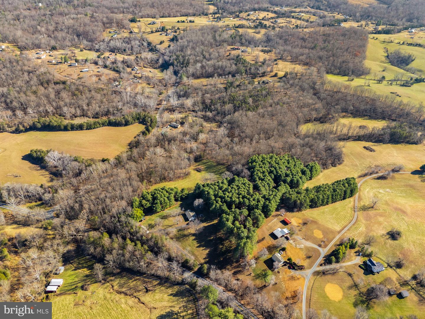 148 VIEWTOWN, AMISSVILLE, Virginia 20106, 3 Bedrooms Bedrooms, ,2 BathroomsBathrooms,Residential,For sale,148 VIEWTOWN,VARP2002414 MLS # VARP2002414