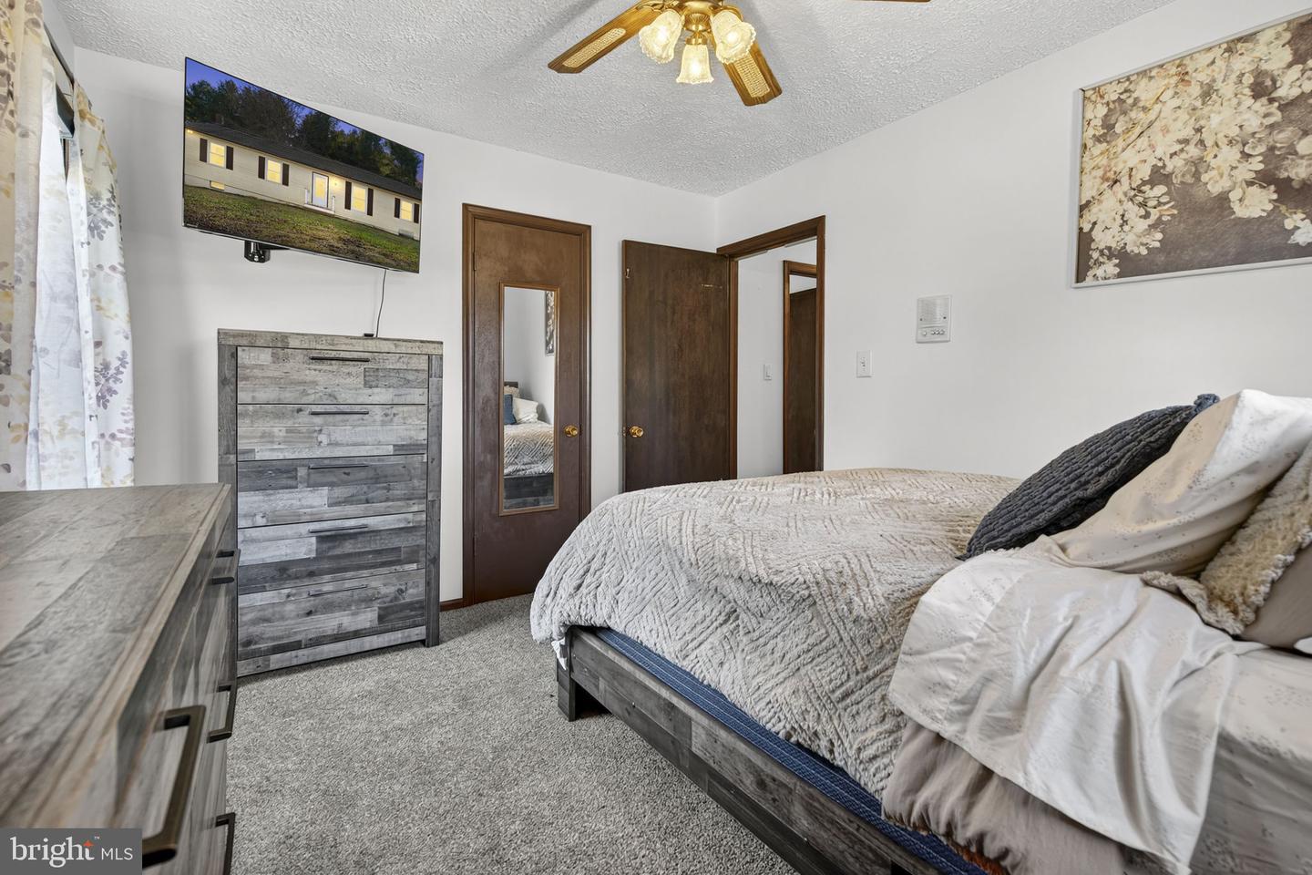 148 VIEWTOWN, AMISSVILLE, Virginia 20106, 3 Bedrooms Bedrooms, ,2 BathroomsBathrooms,Residential,For sale,148 VIEWTOWN,VARP2002414 MLS # VARP2002414