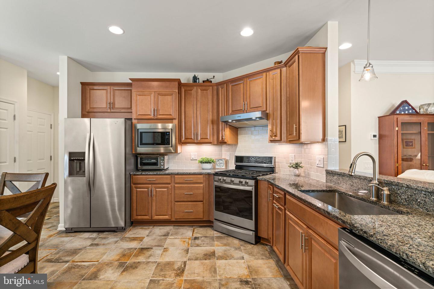 20 FENWICK DR, FREDERICKSBURG, Virginia 22406, 2 Bedrooms Bedrooms, ,2 BathroomsBathrooms,Residential,For sale,20 FENWICK DR,VAST2044388 MLS # VAST2044388