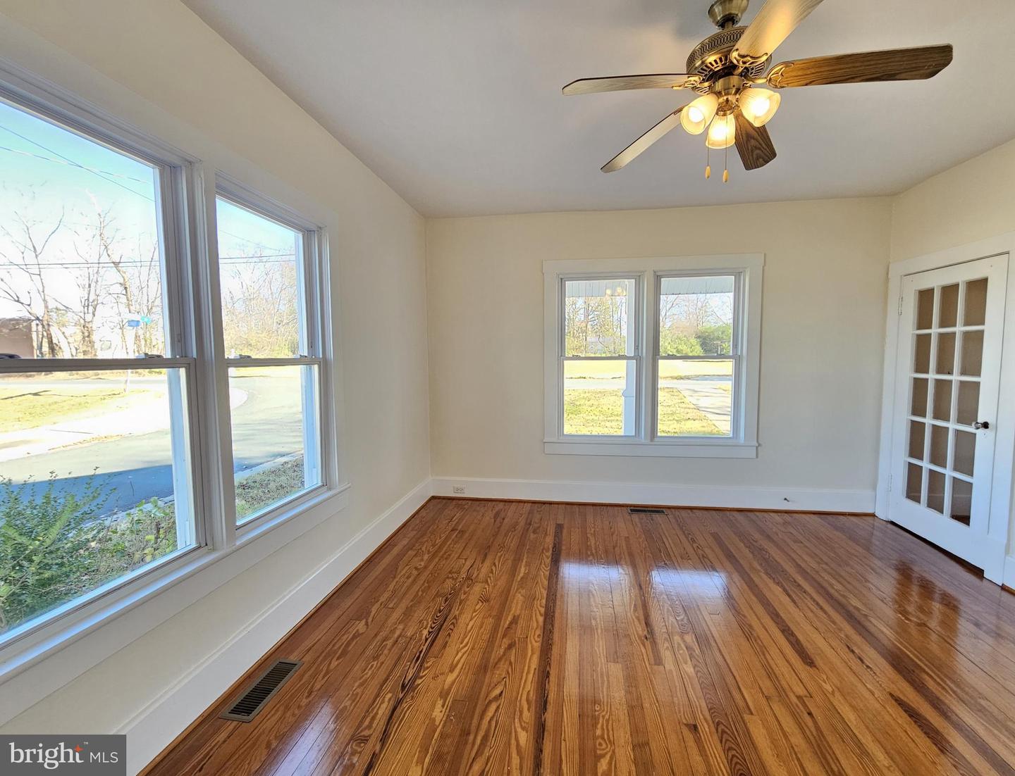 74 CONNER ST, DILLWYN, Virginia 23936, 4 Bedrooms Bedrooms, 9 Rooms Rooms,2 BathroomsBathrooms,Residential,For sale,74 CONNER ST,VABH2000244 MLS # VABH2000244 74 CONNER ST, DILLWYN, Virginia 23936, 4 Bedrooms Bedrooms, 9 Rooms Rooms,2 BathroomsBathrooms,Residential,For sale,74 CONNER ST,VABH2000244 MLS # VABH2000244