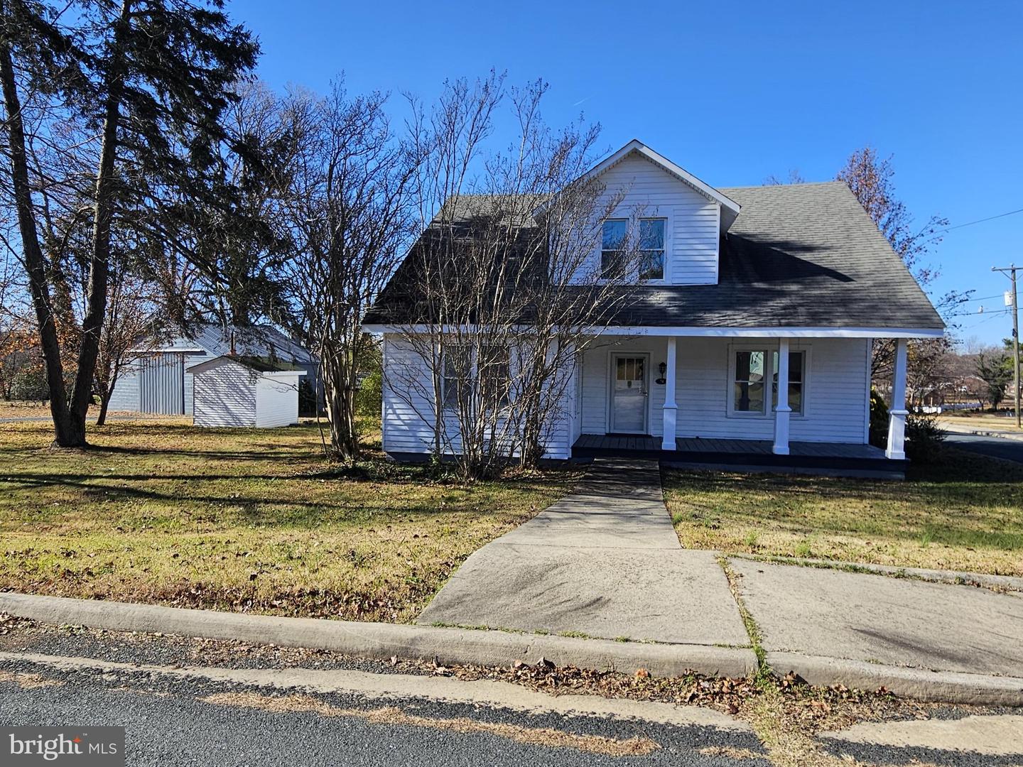 74 CONNER ST, DILLWYN, Virginia 23936, 4 Bedrooms Bedrooms, 9 Rooms Rooms,2 BathroomsBathrooms,Residential,For sale,74 CONNER ST,VABH2000244 MLS # VABH2000244 74 CONNER ST, DILLWYN, Virginia 23936, 4 Bedrooms Bedrooms, 9 Rooms Rooms,2 BathroomsBathrooms,Residential,For sale,74 CONNER ST,VABH2000244 MLS # VABH2000244