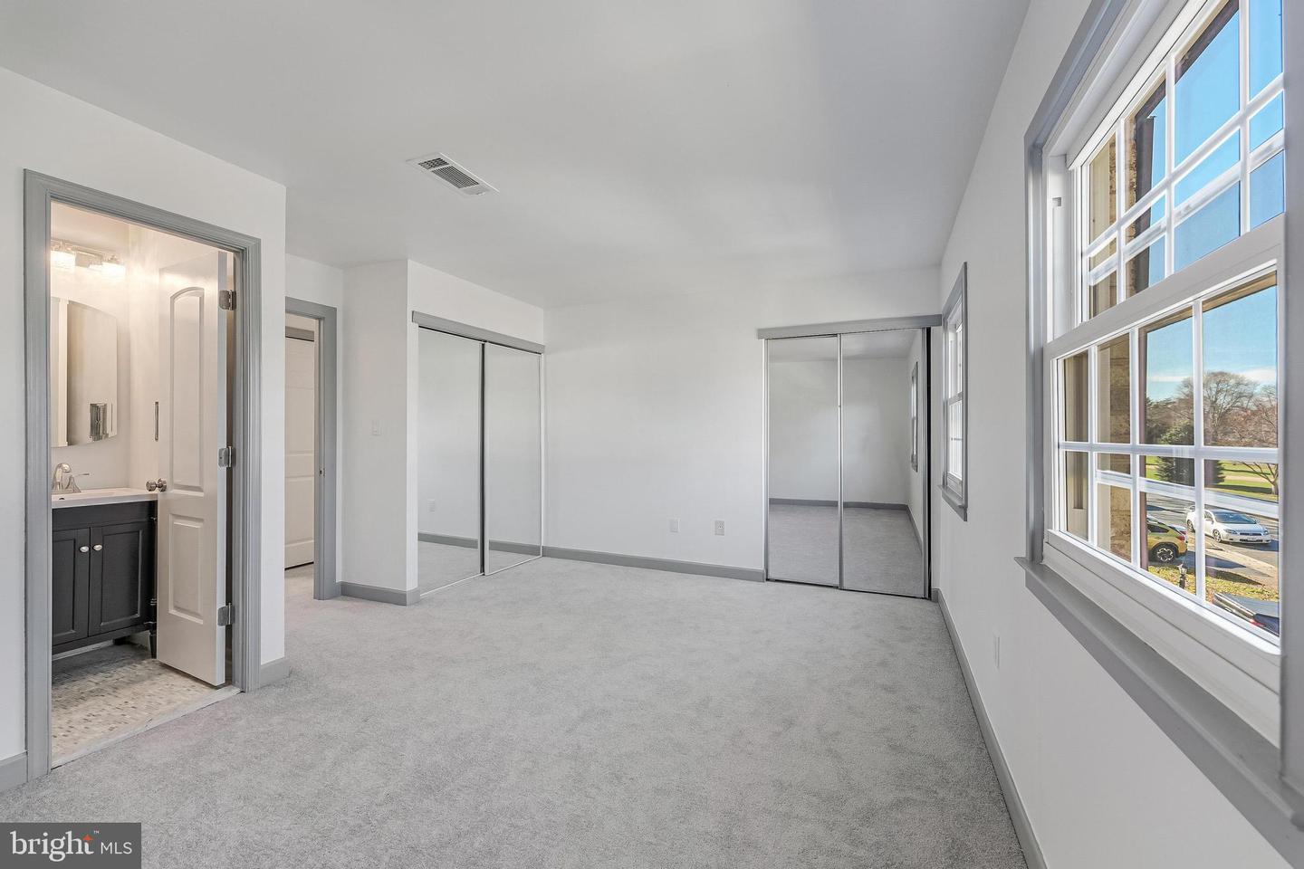 14811 PALMERSTON SQ, CENTREVILLE, Virginia 20120, 3 Bedrooms Bedrooms, ,2 BathroomsBathrooms,Residential,For sale,14811 PALMERSTON SQ,VAFX2280258 MLS # VAFX2280258 14811 PALMERSTON SQ, CENTREVILLE, Virginia 20120, 3 Bedrooms Bedrooms, ,2 BathroomsBathrooms,Residential,For sale,14811 PALMERSTON SQ,VAFX2280258 MLS # VAFX2280258