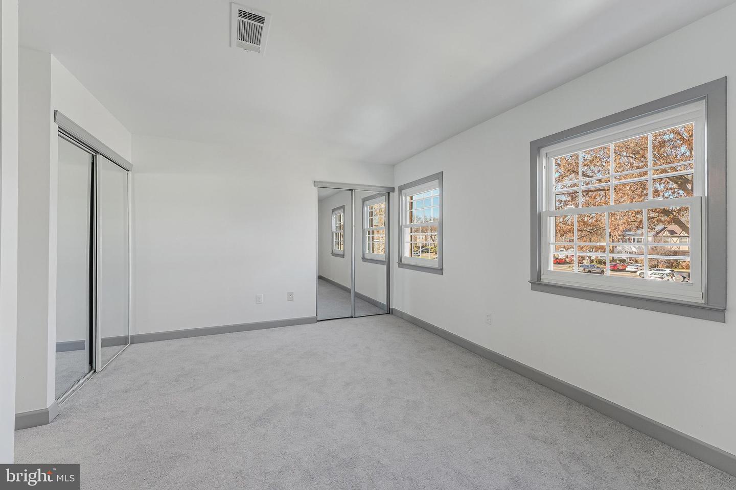 14811 PALMERSTON SQ, CENTREVILLE, Virginia 20120, 3 Bedrooms Bedrooms, ,2 BathroomsBathrooms,Residential,For sale,14811 PALMERSTON SQ,VAFX2280258 MLS # VAFX2280258 14811 PALMERSTON SQ, CENTREVILLE, Virginia 20120, 3 Bedrooms Bedrooms, ,2 BathroomsBathrooms,Residential,For sale,14811 PALMERSTON SQ,VAFX2280258 MLS # VAFX2280258