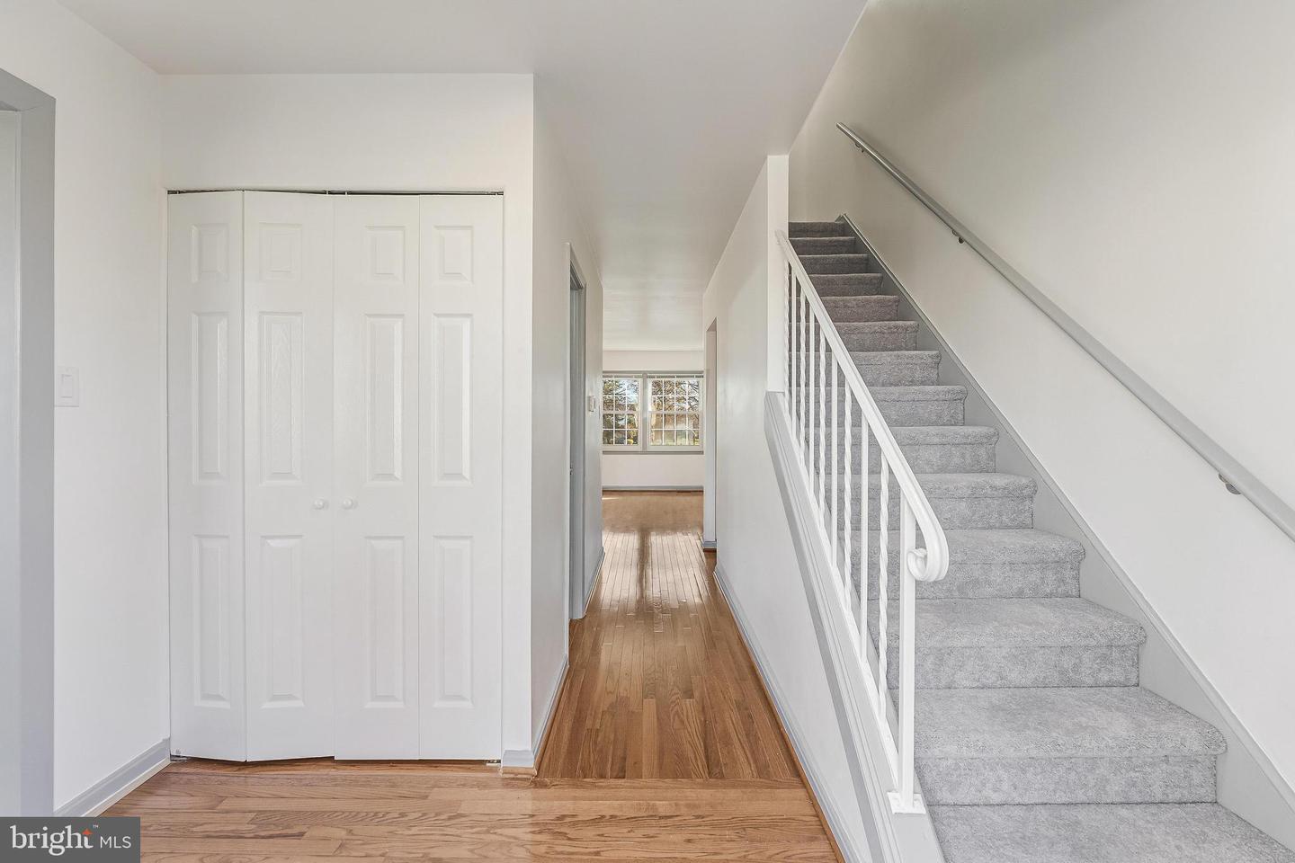 14811 PALMERSTON SQ, CENTREVILLE, Virginia 20120, 3 Bedrooms Bedrooms, ,2 BathroomsBathrooms,Residential,For sale,14811 PALMERSTON SQ,VAFX2280258 MLS # VAFX2280258 14811 PALMERSTON SQ, CENTREVILLE, Virginia 20120, 3 Bedrooms Bedrooms, ,2 BathroomsBathrooms,Residential,For sale,14811 PALMERSTON SQ,VAFX2280258 MLS # VAFX2280258