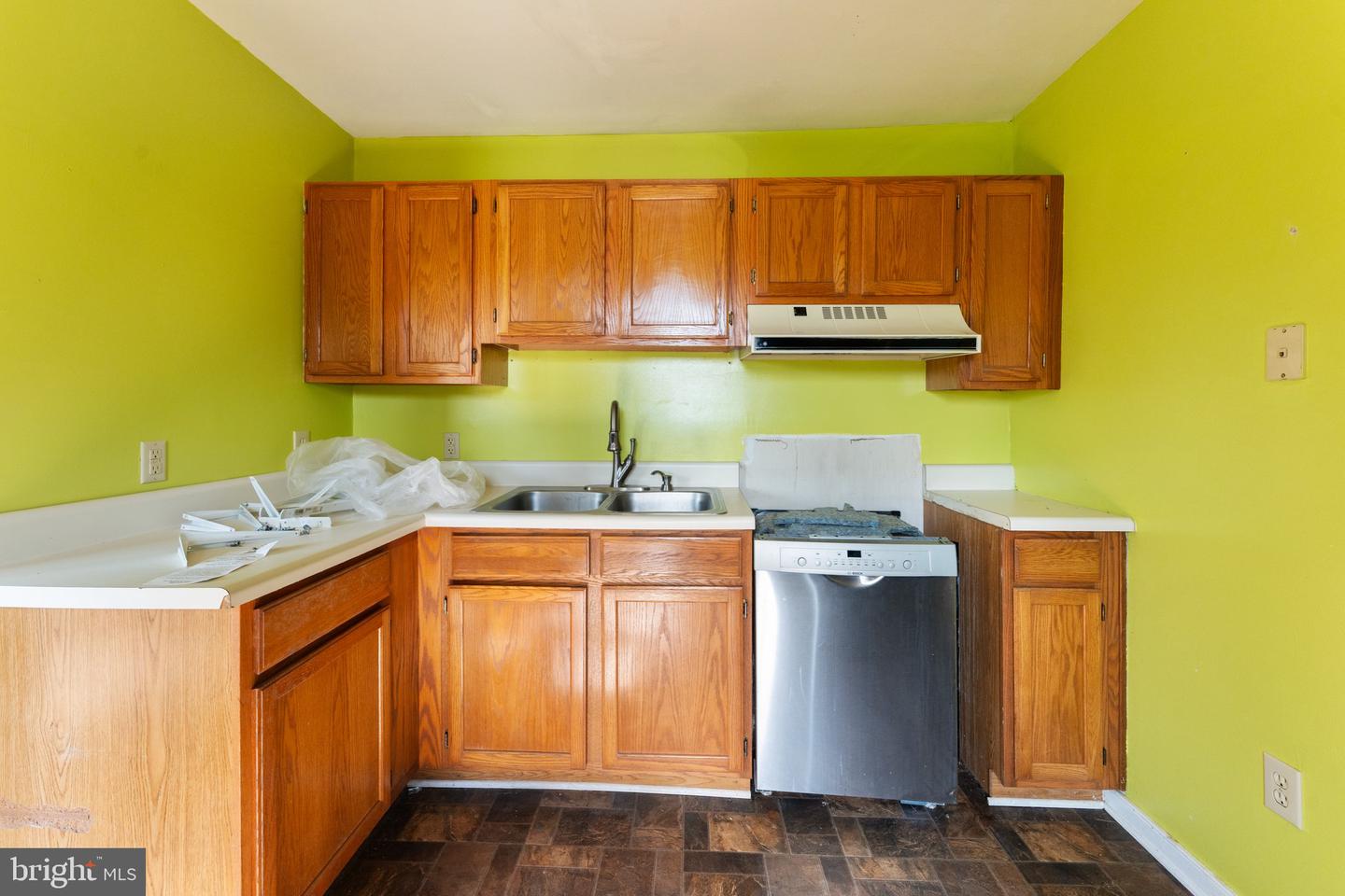 1600 MILNWOOD RD, FARMVILLE, Virginia 23901, 3 Bedrooms Bedrooms, 5 Rooms Rooms,1 BathroomBathrooms,Residential,For sale,1600 MILNWOOD RD,VAPE2000114 MLS # VAPE2000114 1600 MILNWOOD RD, FARMVILLE, Virginia 23901, 3 Bedrooms Bedrooms, 5 Rooms Rooms,1 BathroomBathrooms,Residential,For sale,1600 MILNWOOD RD,VAPE2000114 MLS # VAPE2000114