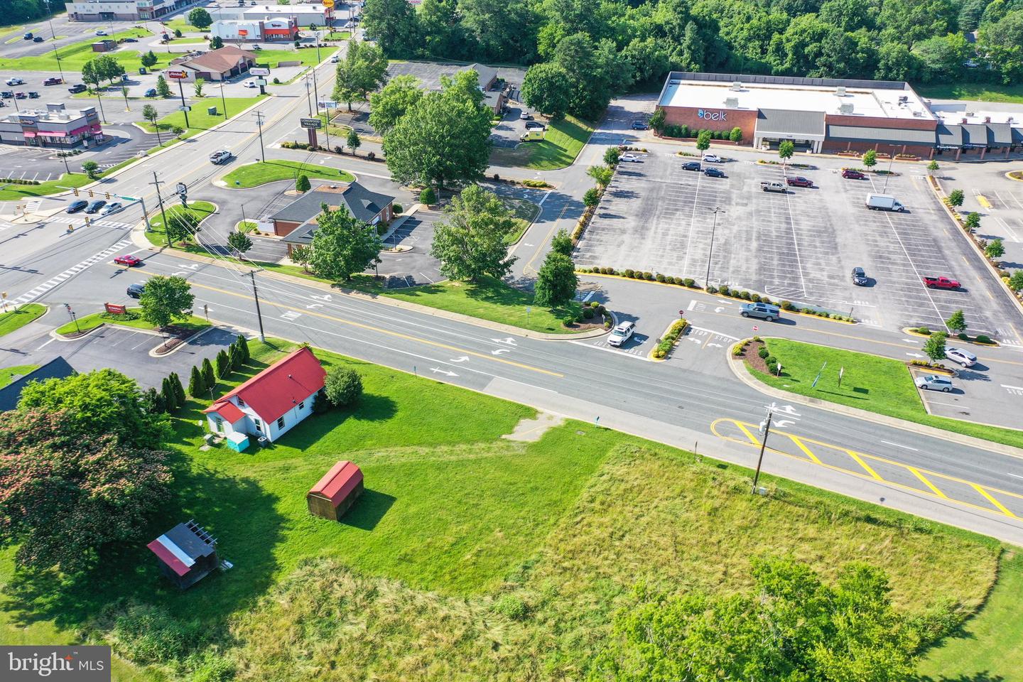 1600 MILNWOOD RD, FARMVILLE, Virginia 23901, 3 Bedrooms Bedrooms, 5 Rooms Rooms,1 BathroomBathrooms,Residential,For sale,1600 MILNWOOD RD,VAPE2000114 MLS # VAPE2000114 1600 MILNWOOD RD, FARMVILLE, Virginia 23901, 3 Bedrooms Bedrooms, 5 Rooms Rooms,1 BathroomBathrooms,Residential,For sale,1600 MILNWOOD RD,VAPE2000114 MLS # VAPE2000114